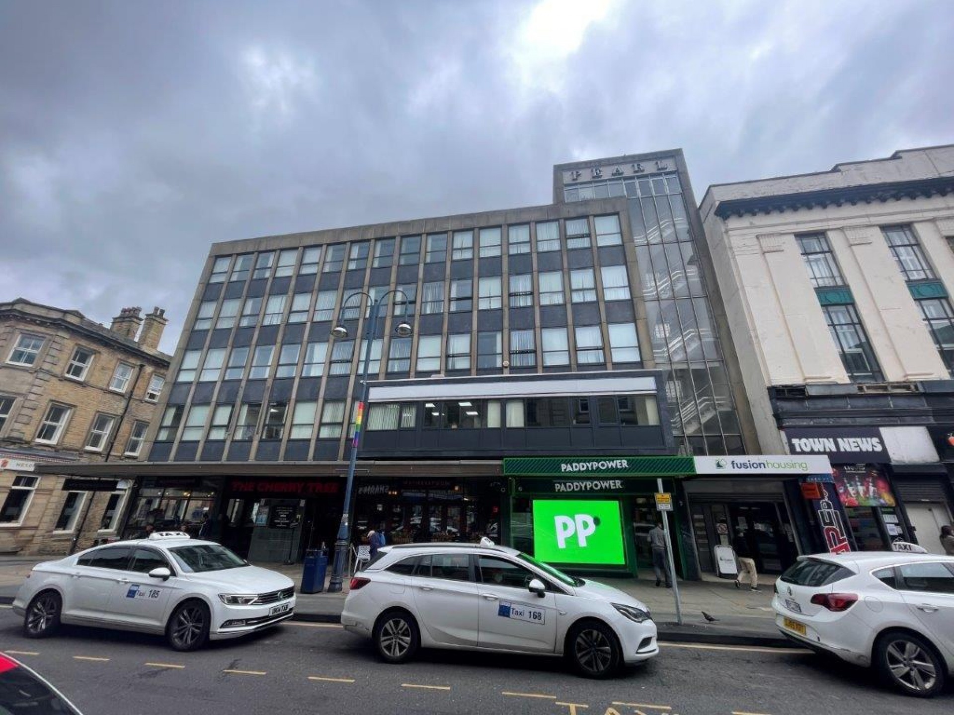 Images for Office Suites, Pearl Assurance House John William Street, Huddersfield, West Yorkshire, HD1 1BA