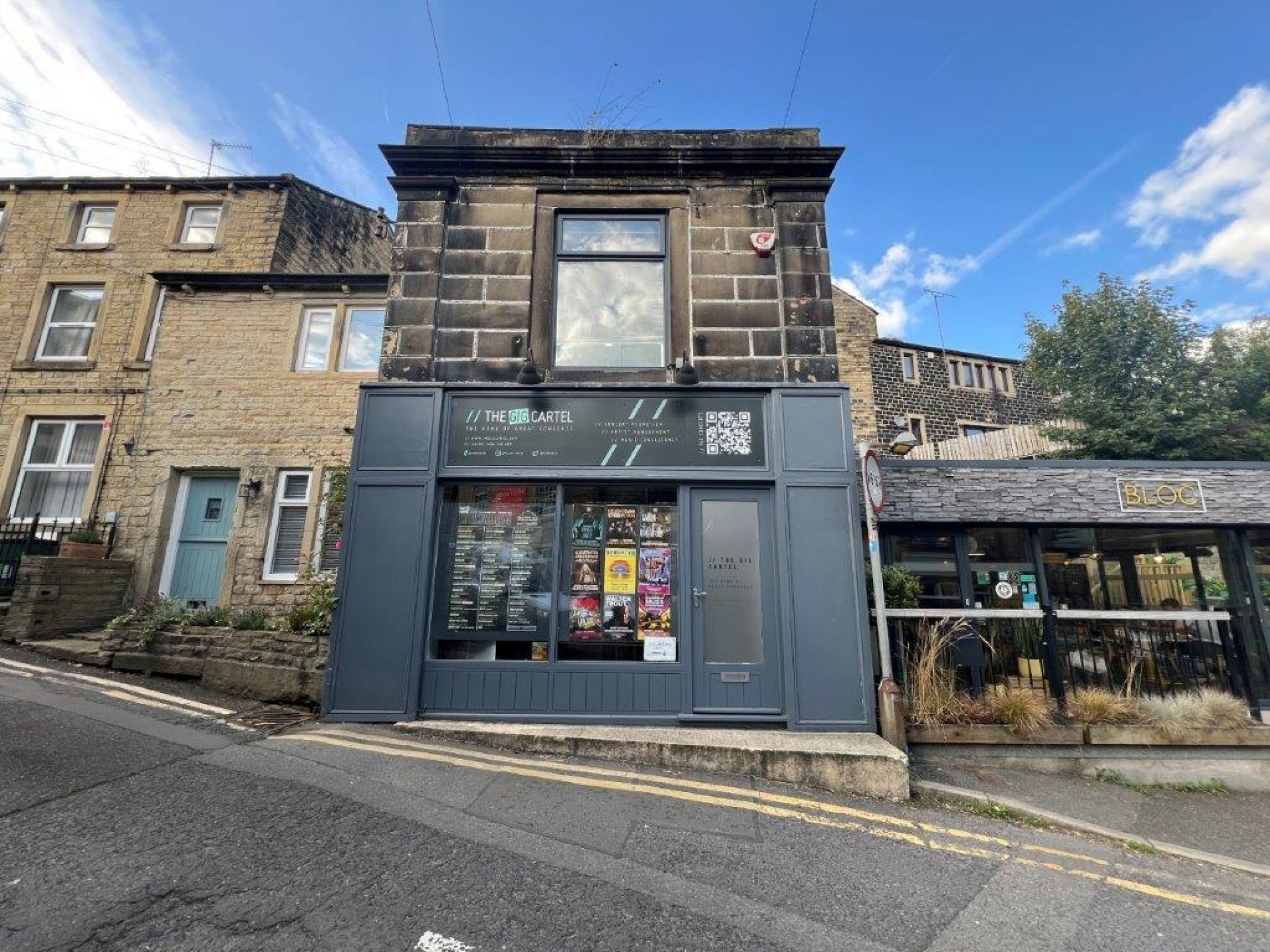 Images for 19 Huddersfield Road, Holmfirth, West Yorkshire, HD9 2JR