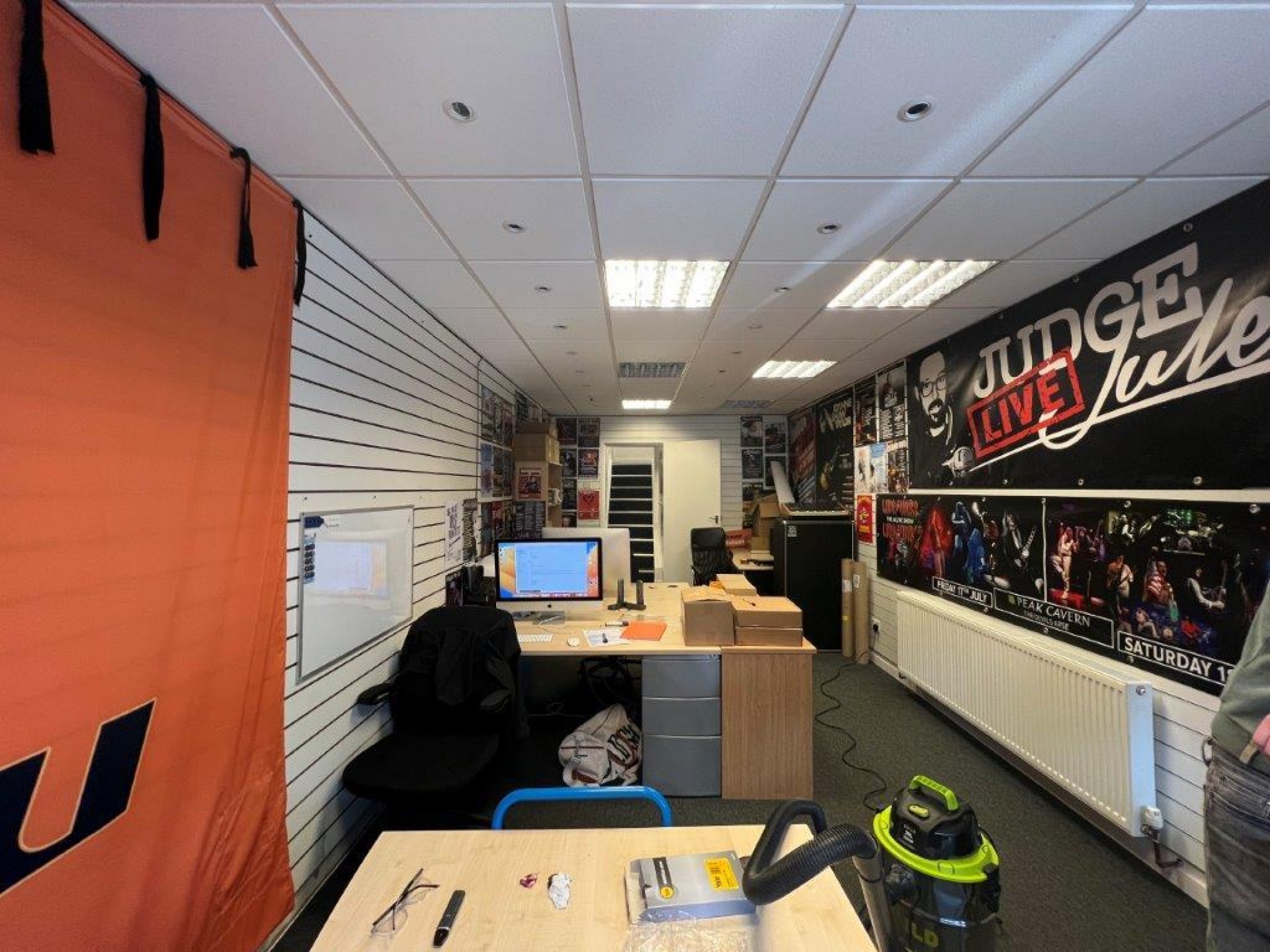 Images for 19 Huddersfield Road, Holmfirth, West Yorkshire, HD9 2JR