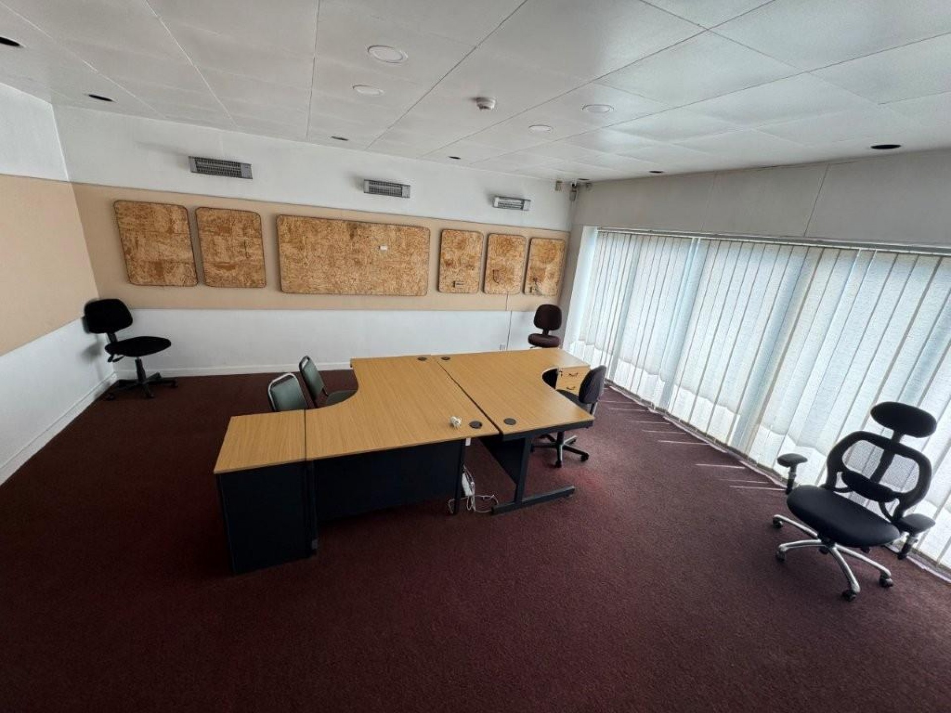 Images for 128-140 Blackmoorfoot Rd, Crosland Moor, West Yorkshire, HD4 5RL