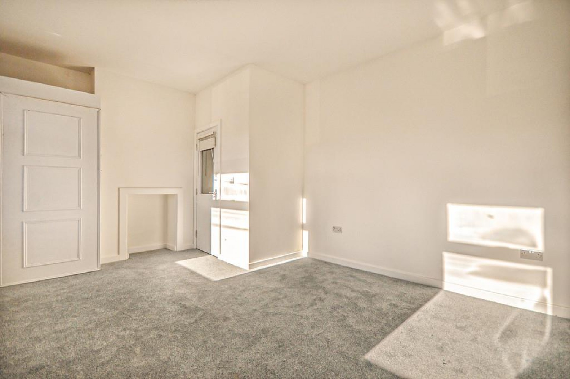 Images for 599-601 Wakefield Road, Waterloo, West Yorkshire, HD5 9XP