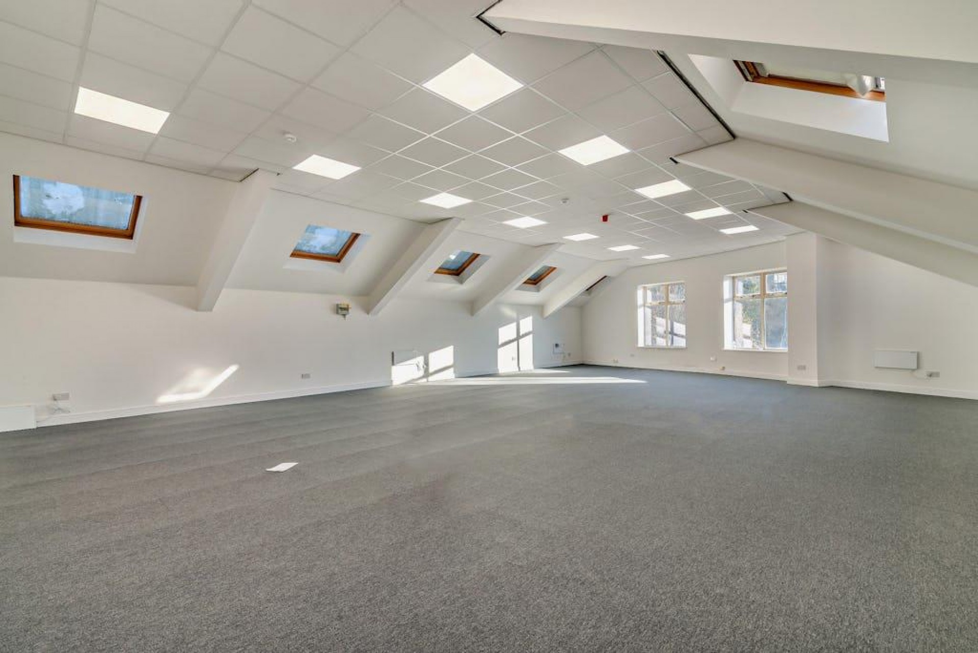 Images for Unit 7B Brookfoot Business Park Brookfoot Lane, Brighouse, West Yorkshire, HD6 2SD