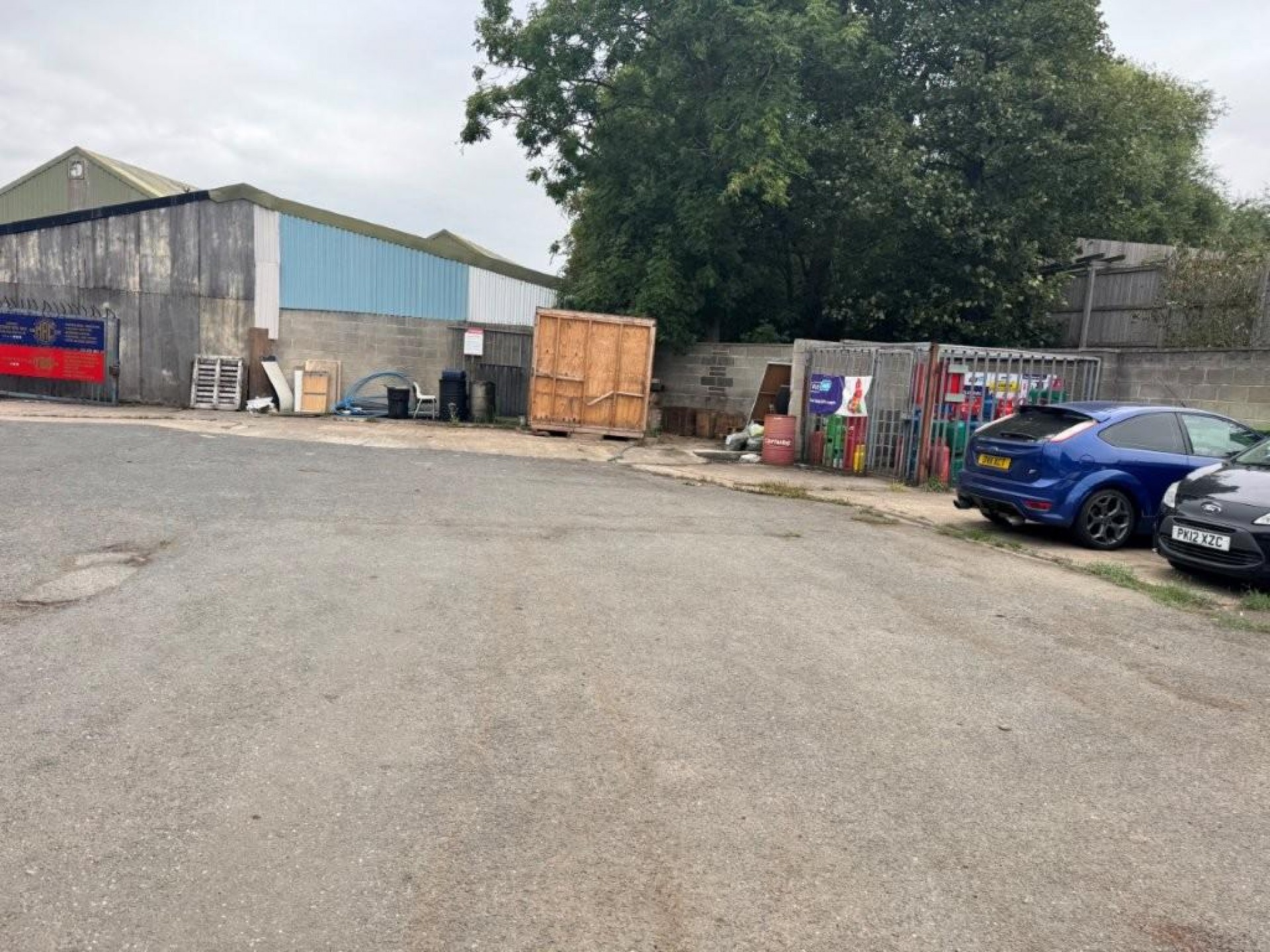 Images for 141-143 Wakefield Road, Scissett, West Yorkshire, HD8 9HR