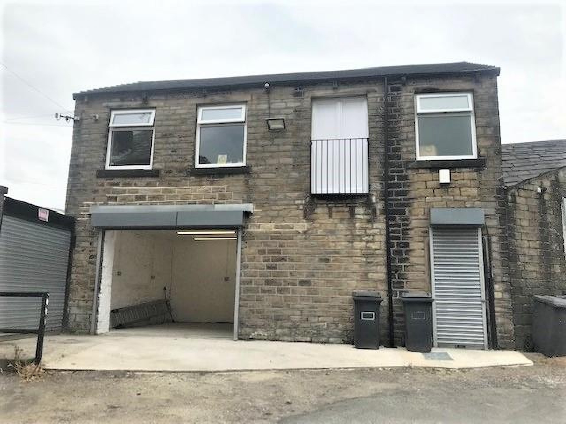 Images for The Old Joiners Workshop Four Horseshoes Yard, Milnsbridge, Huddersfield, Yorkshire, HD3 4ND