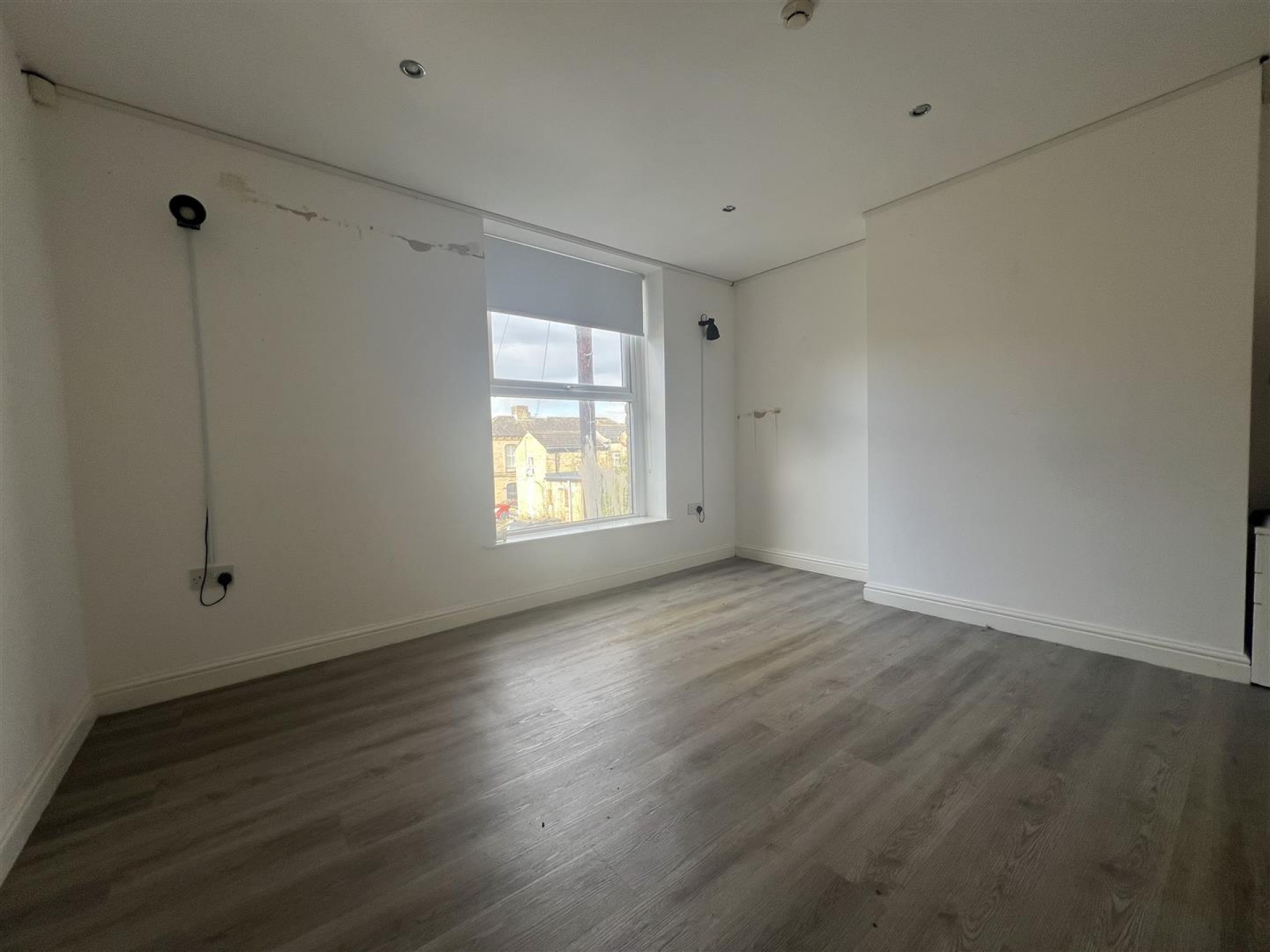 Images for 5a Railway Street, Cleckheaton, West Yorkshire, BD19 3HR