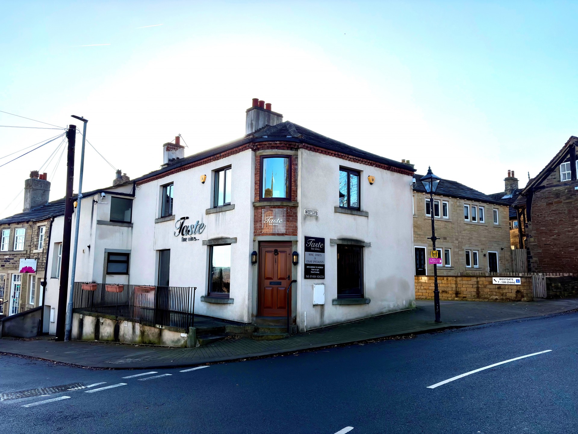 Images for 1 Westgate, Almondbury, Huddersfield, West Yorkshire, HD5 8XF