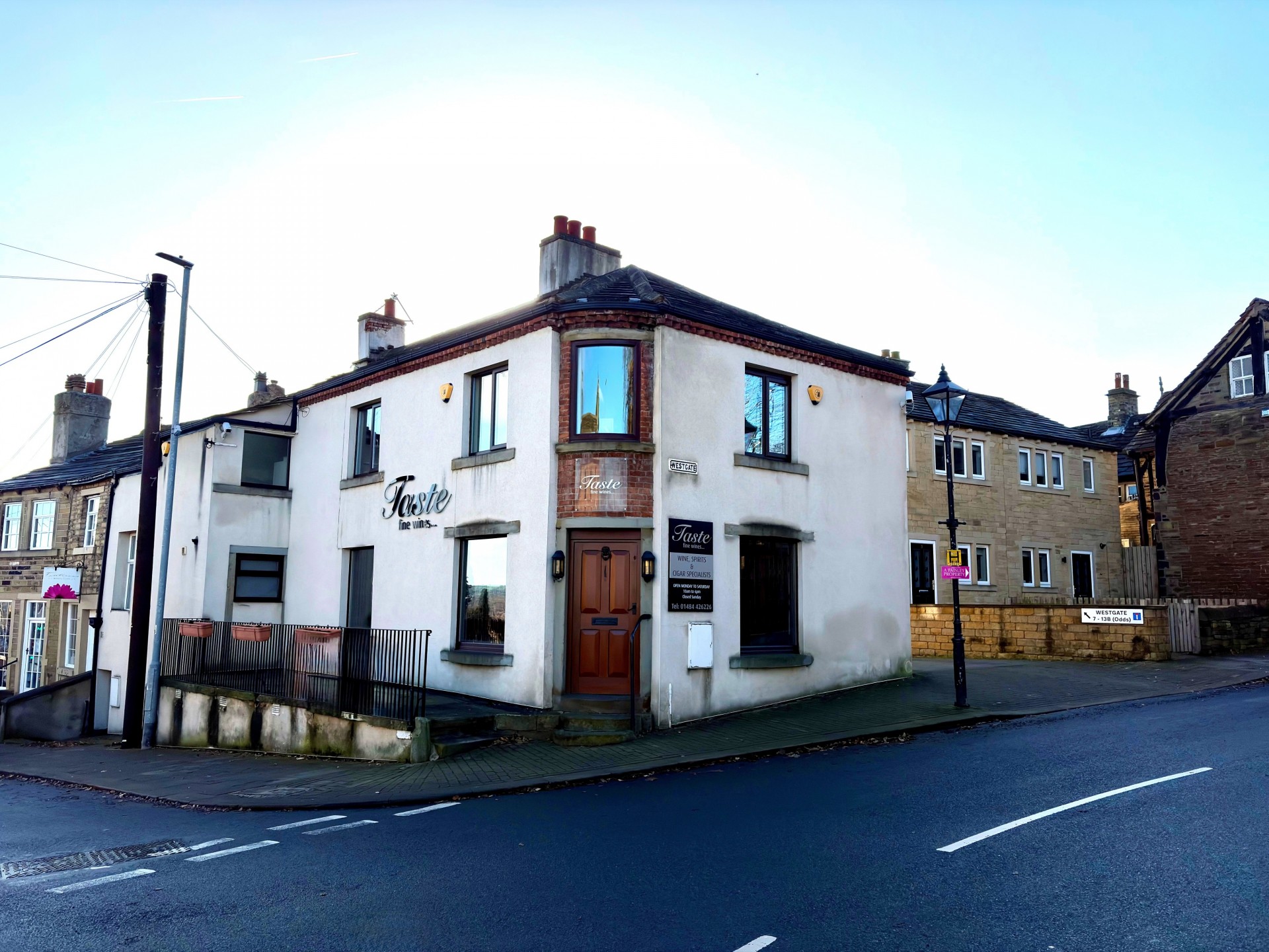 Images for 1 Westgate, Almondbury, Huddersfield, West Yorkshire, HD5 8XF