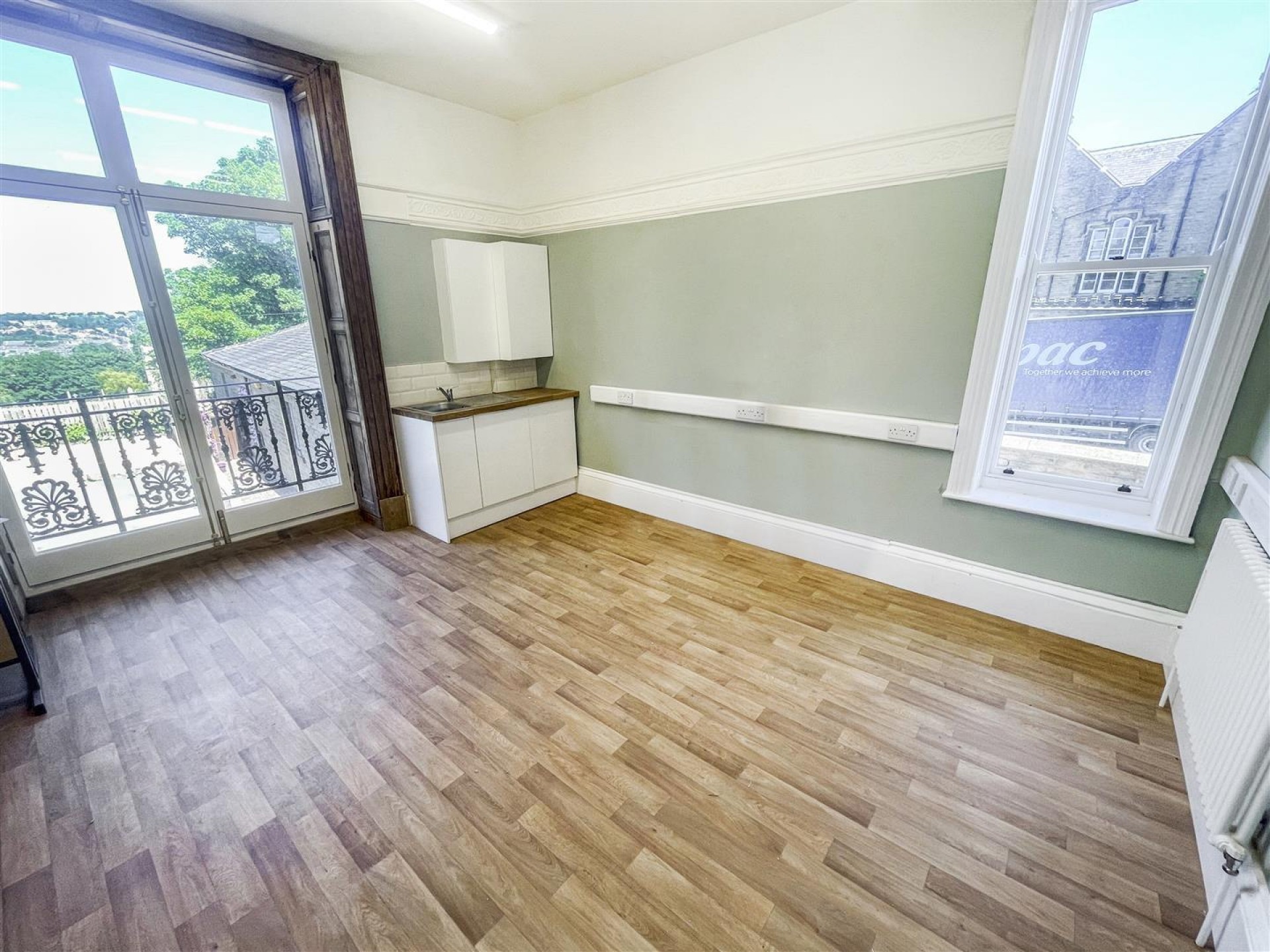 Images for The Kaye Suite, 92 New North Road, Huddersfield, West Yorkshire, HD1 5QP