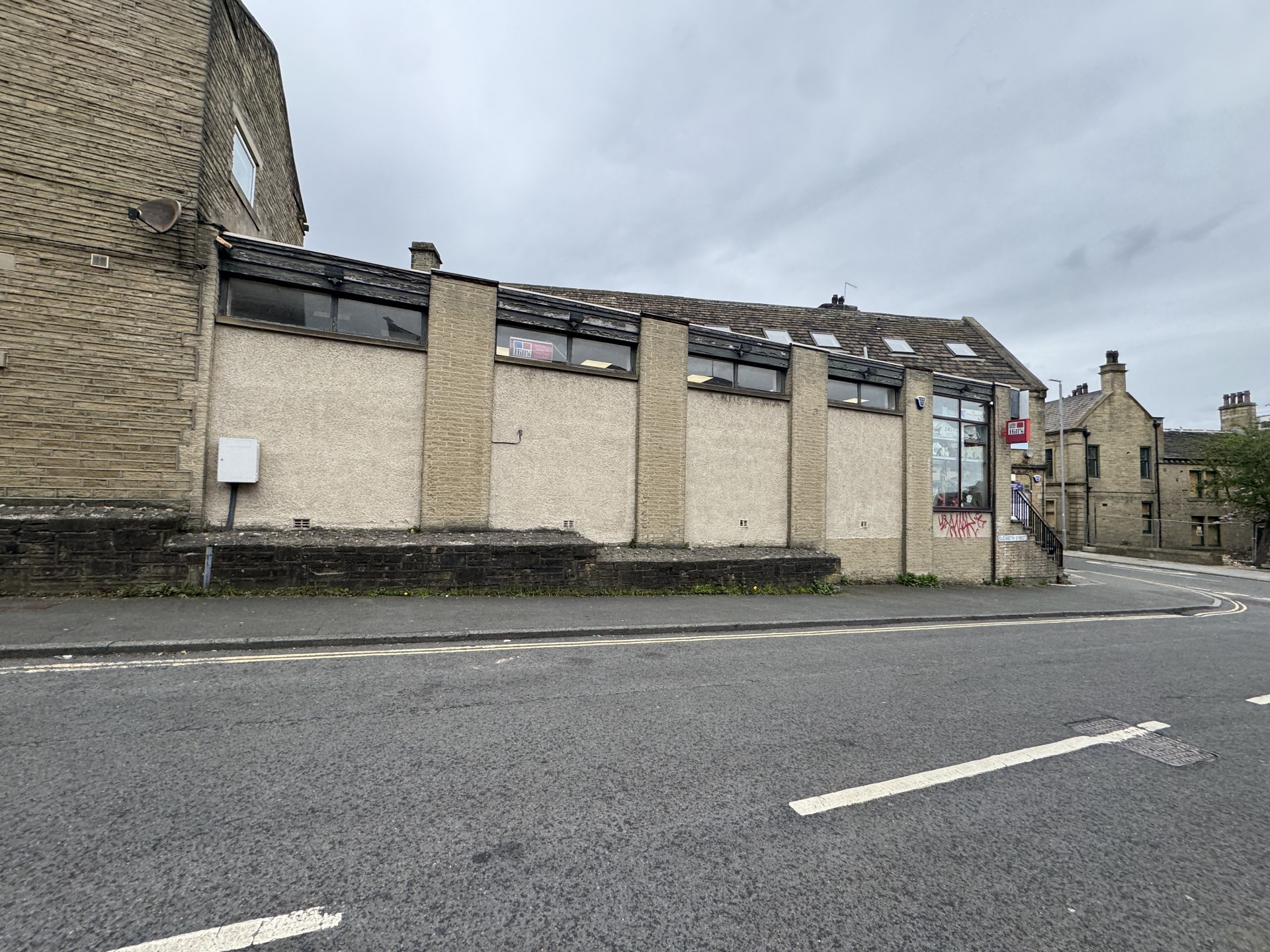 Images for 88 Southgate, Elland, West Yorkshire, HX5 0EP