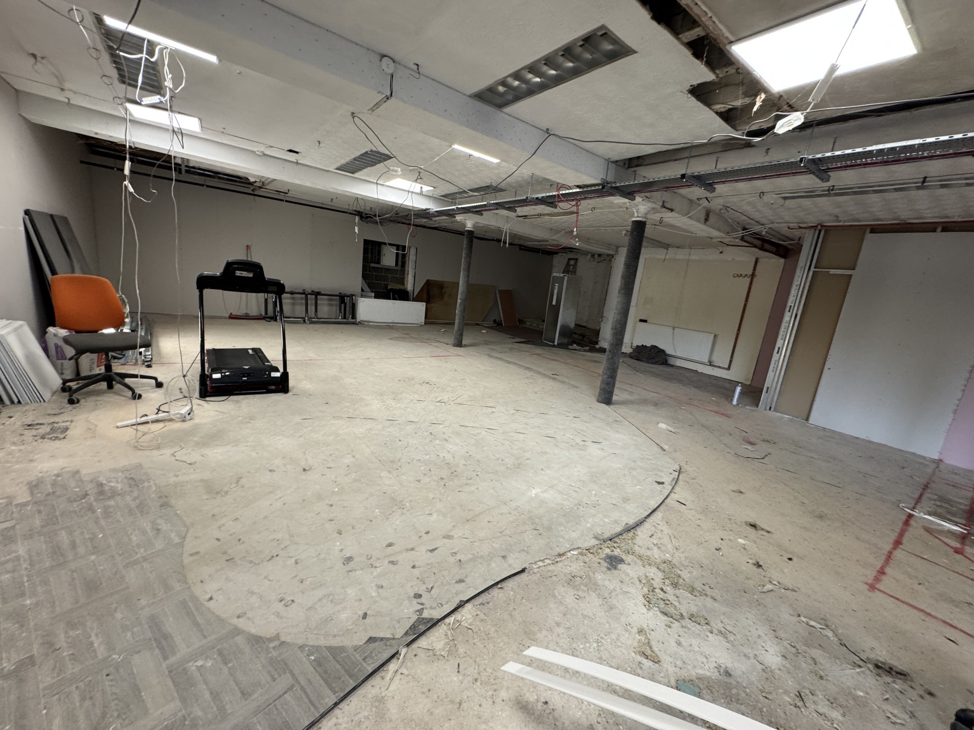 Images for 934 Bradford Road, Birstall, Batley, West Yorkshire, WF17 9PH