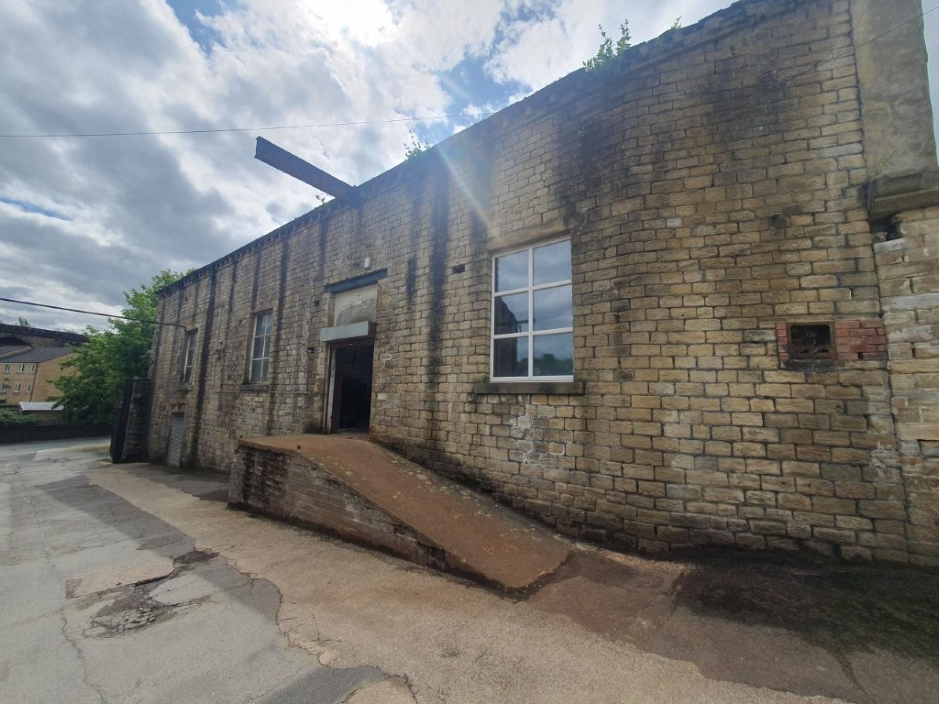 Images for Unit 14 & 14A Cliffe End Business Park, Dale Street, Longwood, Huddersfield, West Yorkshire, HD3 4TG