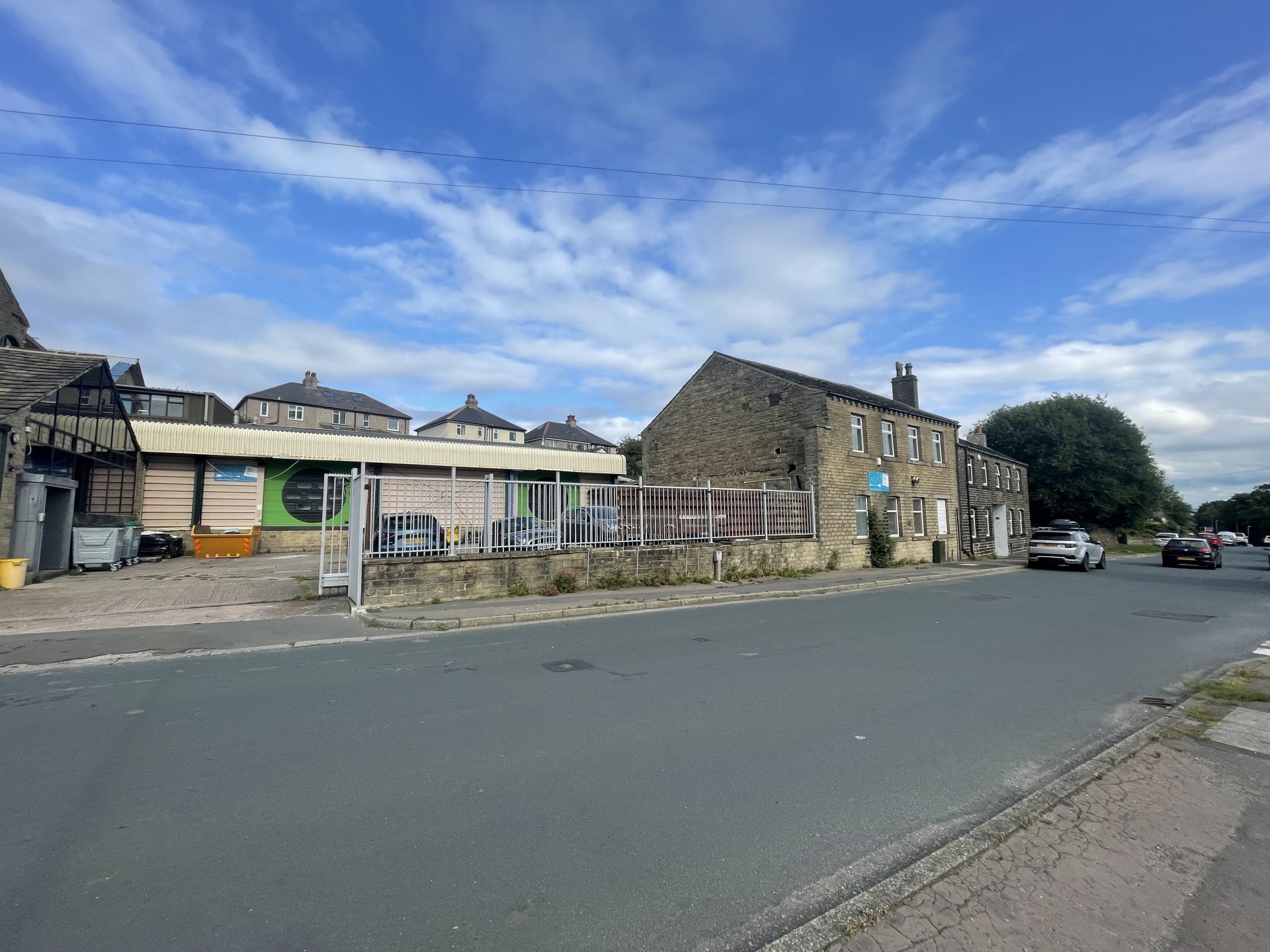 Images for Part, Quarmby Mills, Tanyard Road, Oakes, Huddersfield, West Yorkshire, HD3 4YP