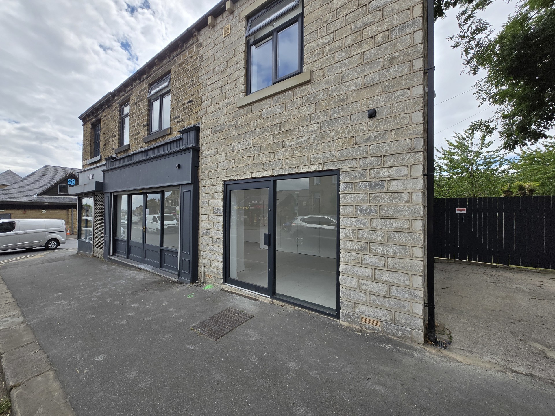 Images for 3 New Hey Road, Huddersfield, West Yorkshire, HD3 4AQ