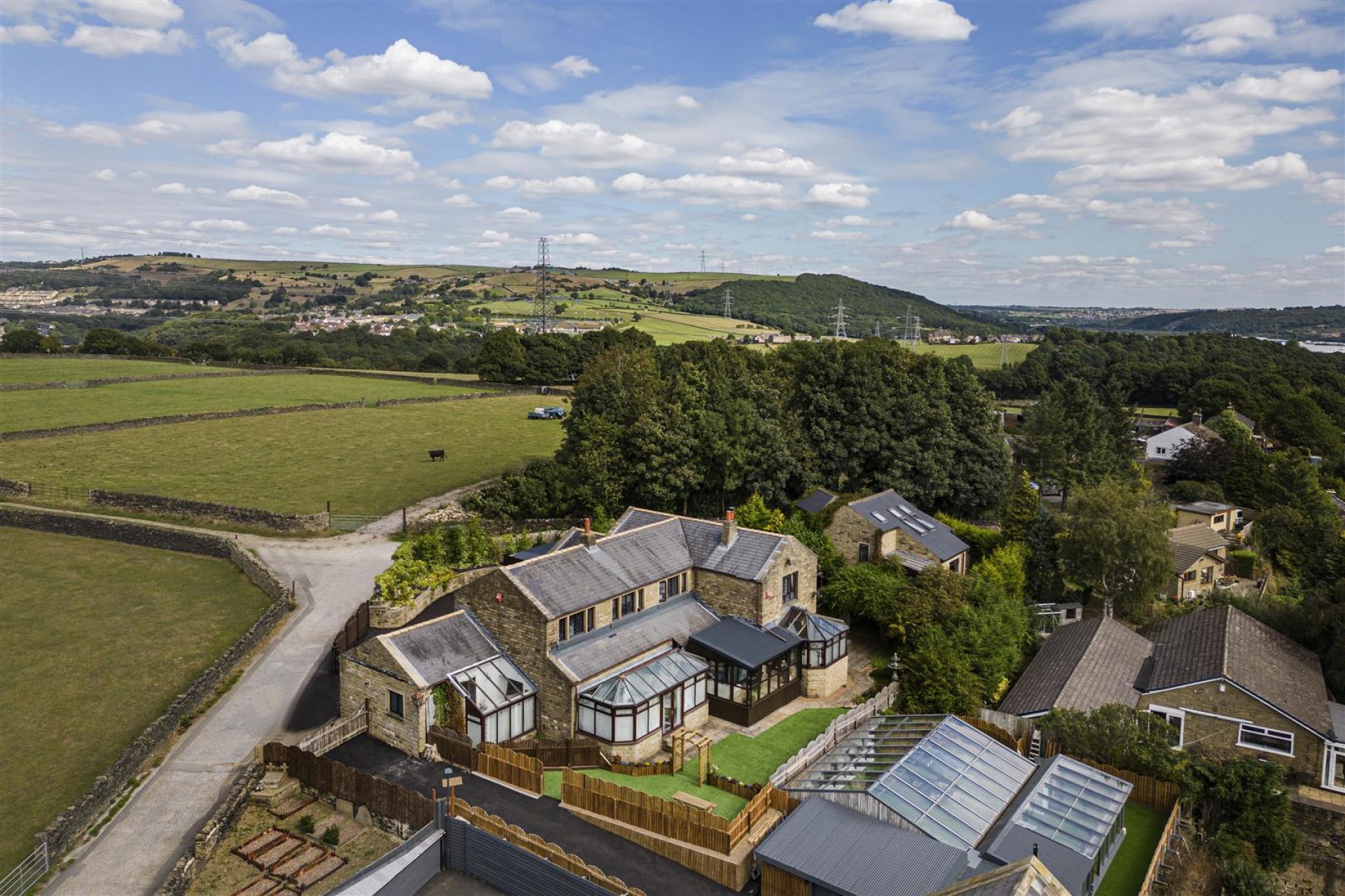 Images for Hoults Lane, Greetland, Halifax