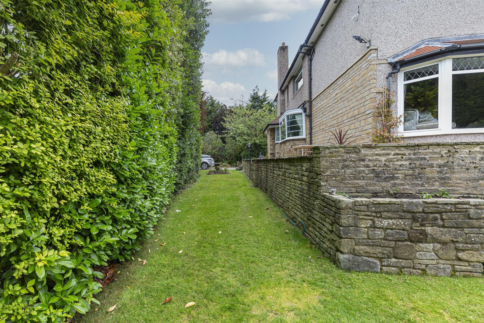 Images for Hove Edge, Halifax Road, Brighouse