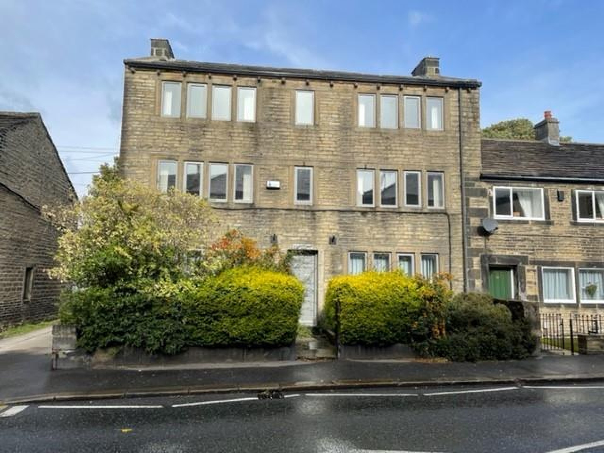 Images for Midway House, 51-53 Huddersfield Road, Meltham, Holmfirth