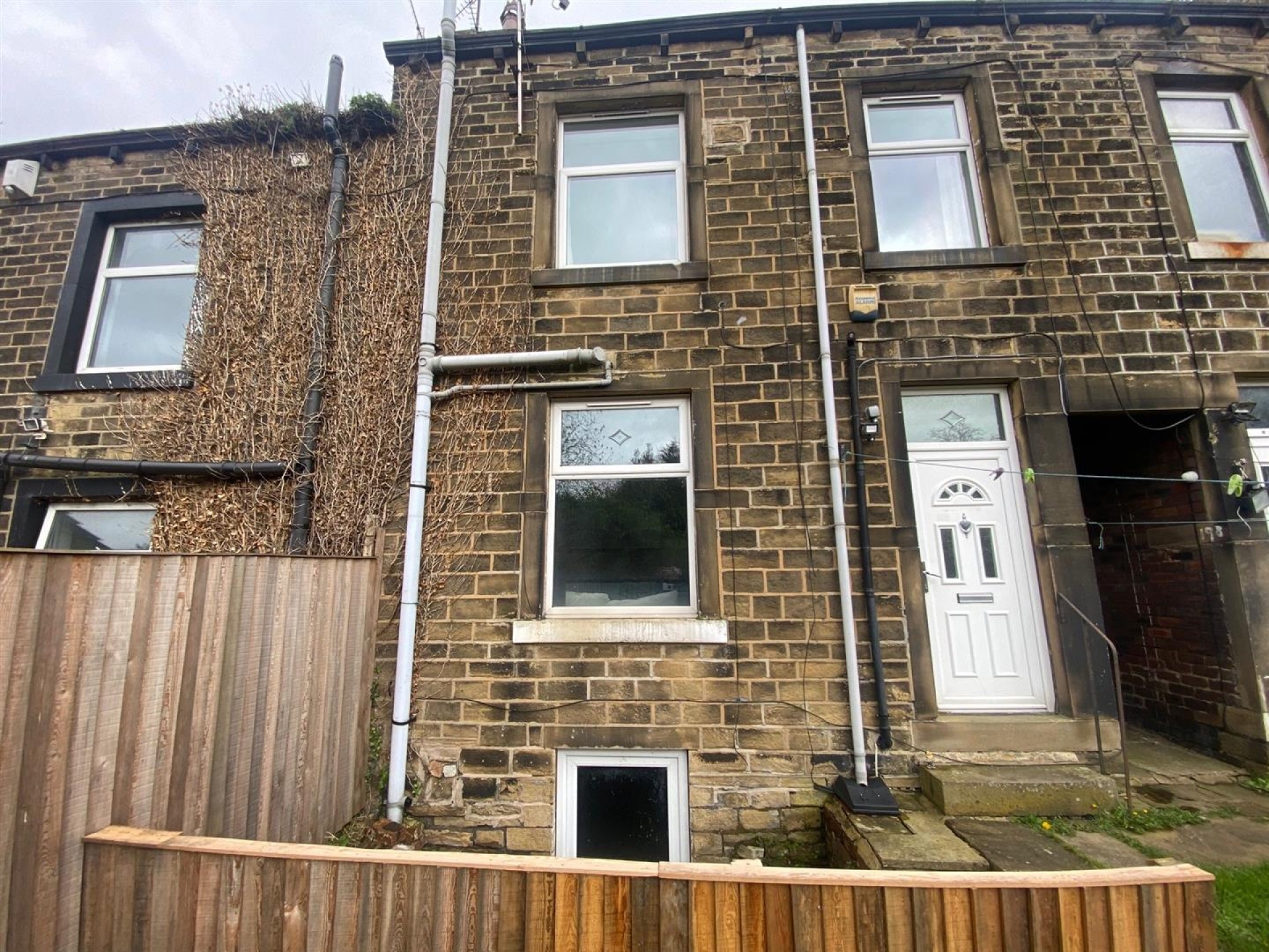 Images for Newsome Road, Huddersfield