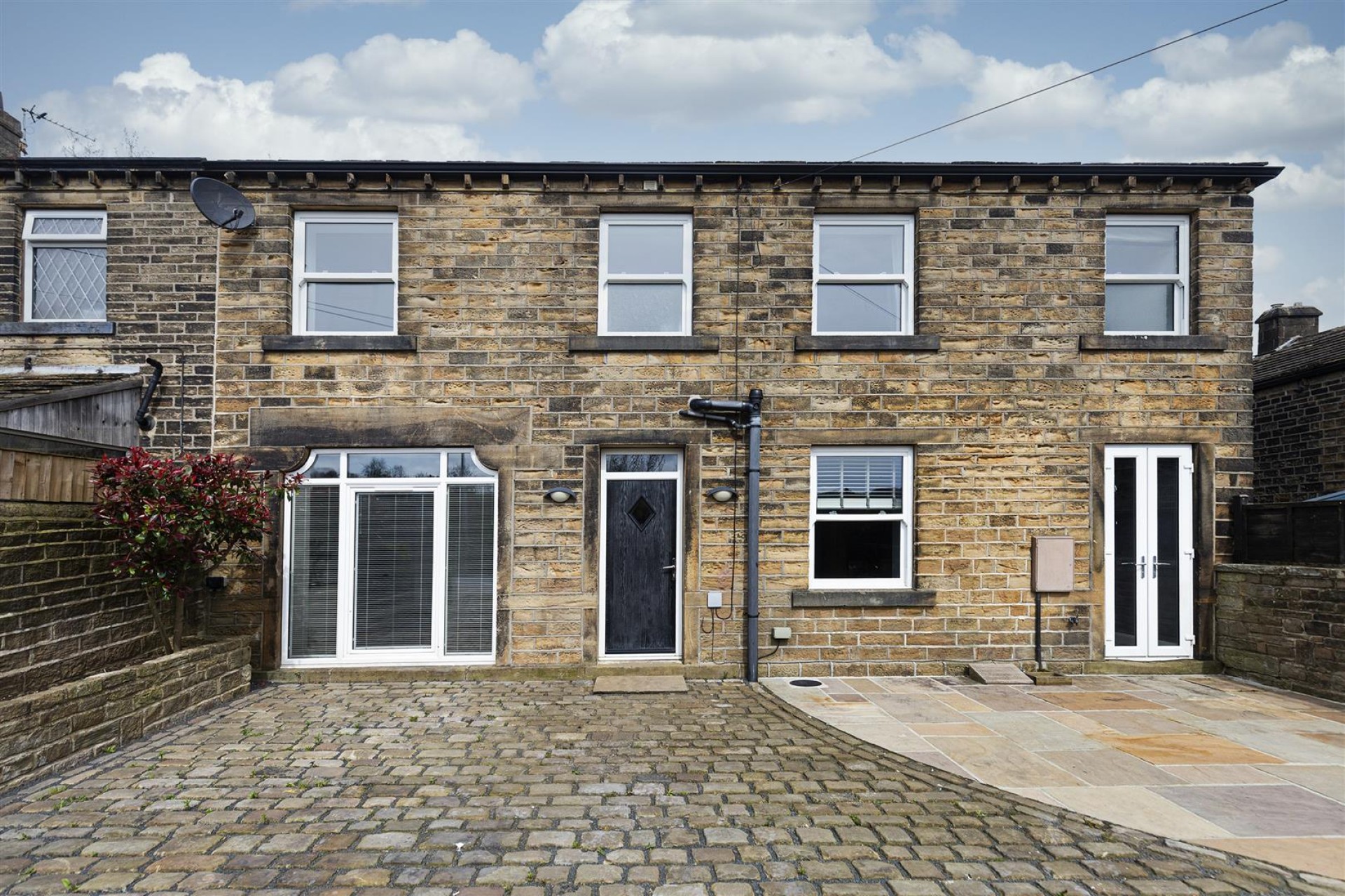 Images for Penistone Road, Shelley, Huddersfield