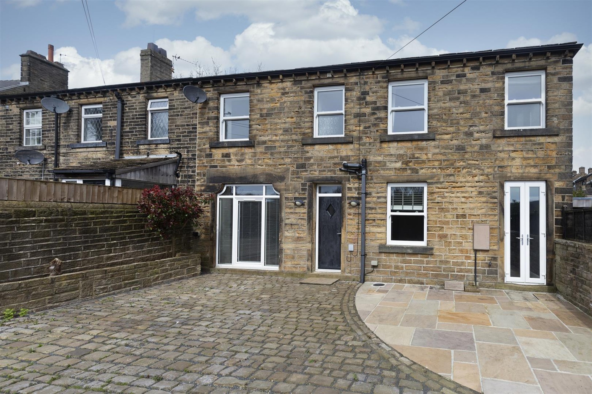 Images for Penistone Road, Shelley, Huddersfield