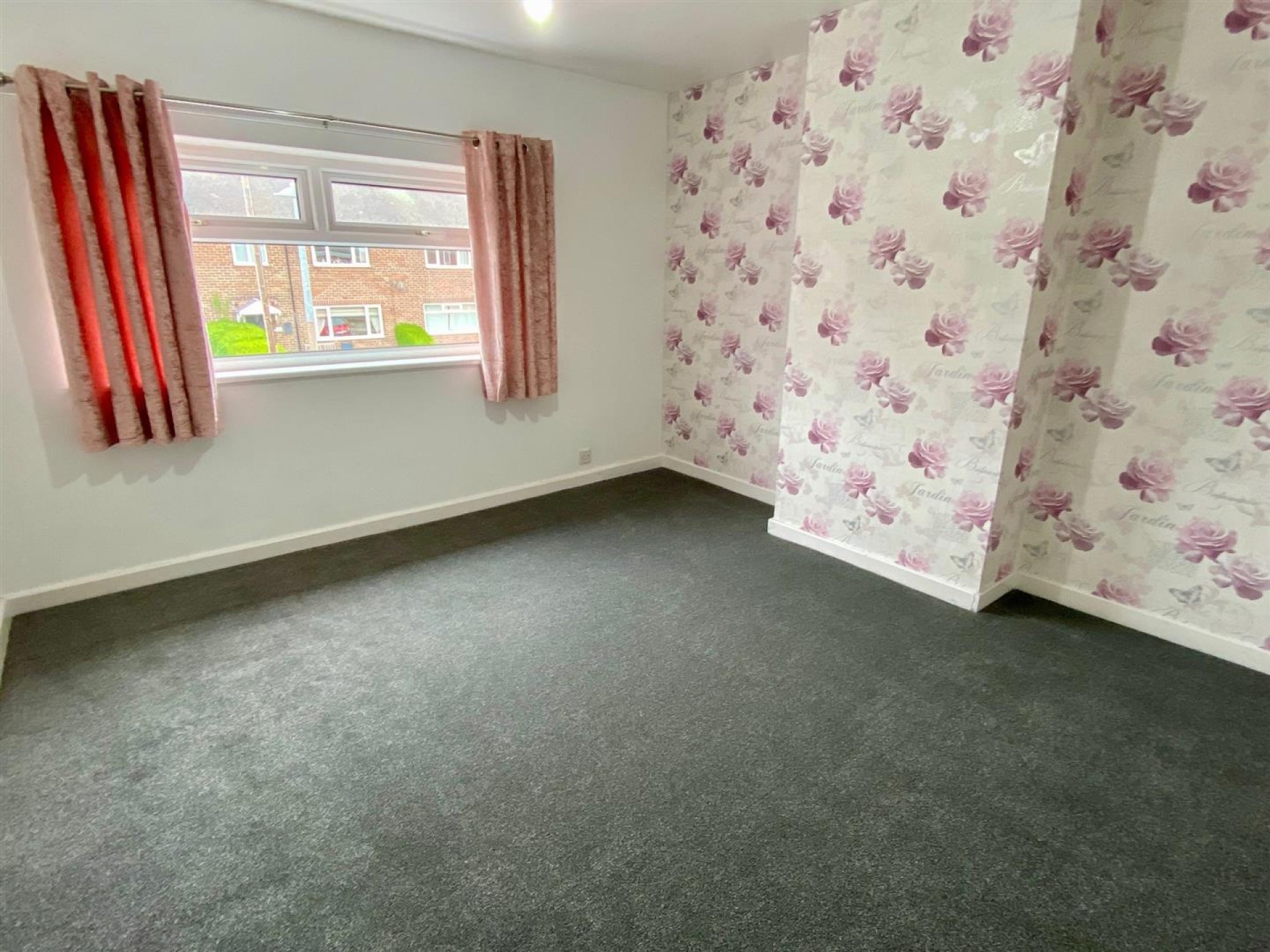 Images for Greenside Estate, Mirfield