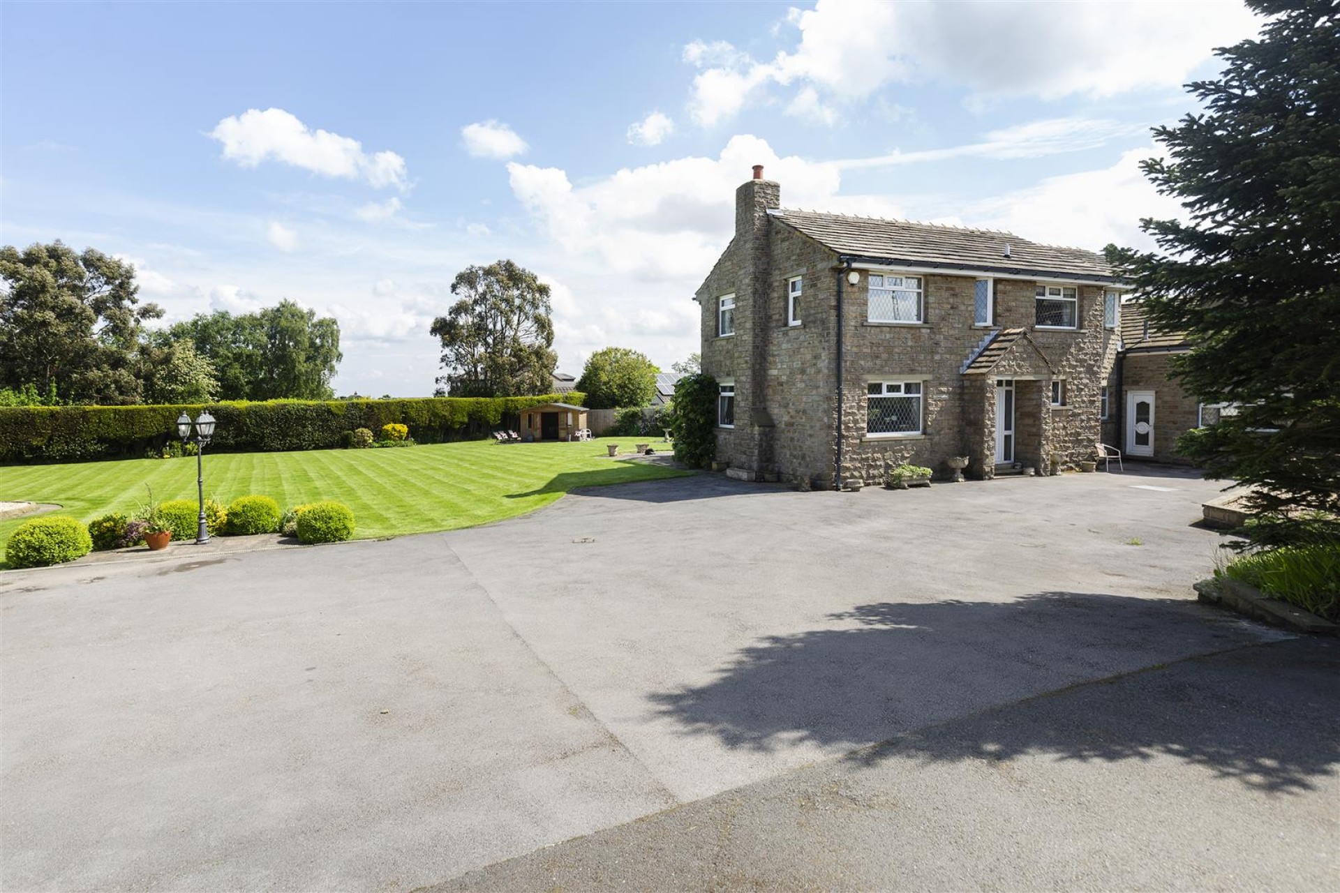 Images for Westfield Lane, Emley, Huddersfield
