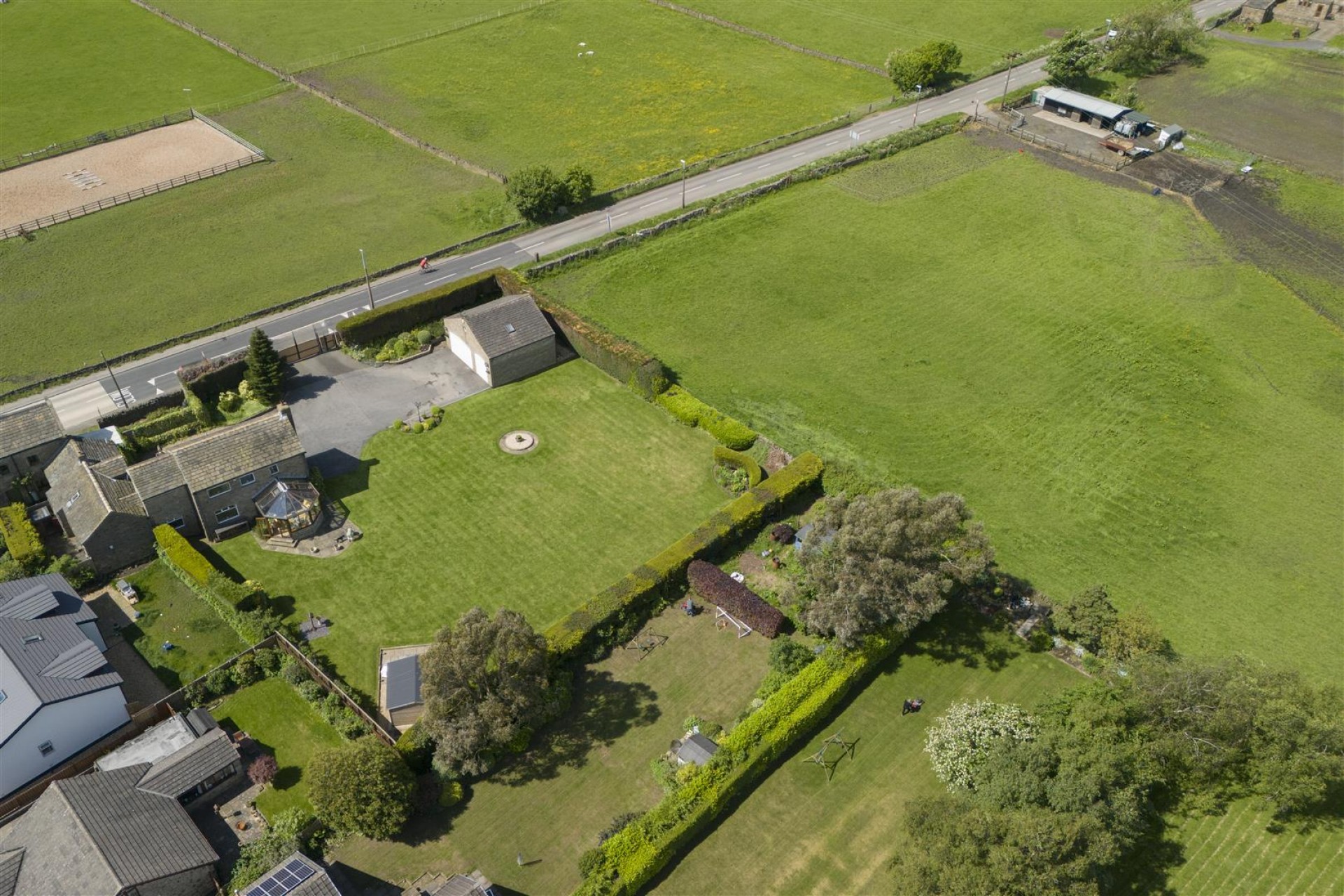 Images for Westfield Lane, Emley, Huddersfield