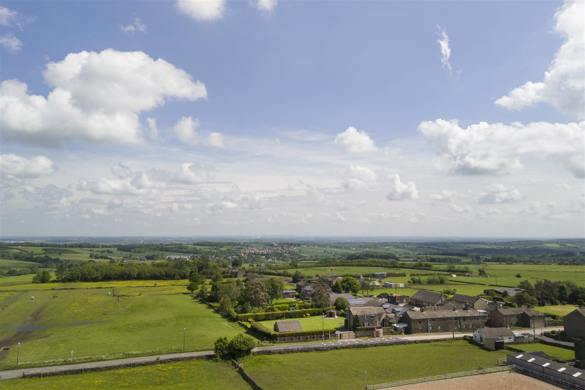 Images for Westfield Lane, Emley, Huddersfield