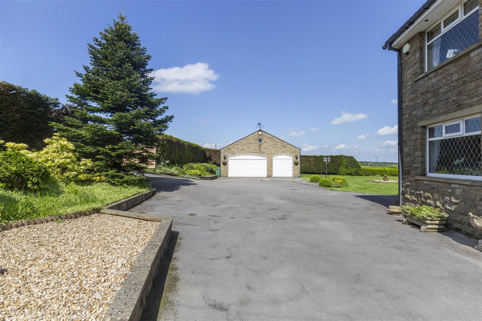 Images for Westfield Lane, Emley, Huddersfield
