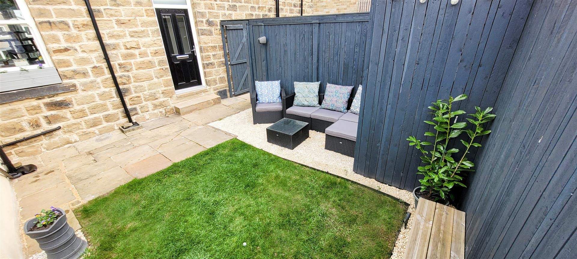 Images for Liversedge Hall Lane, Liversedge