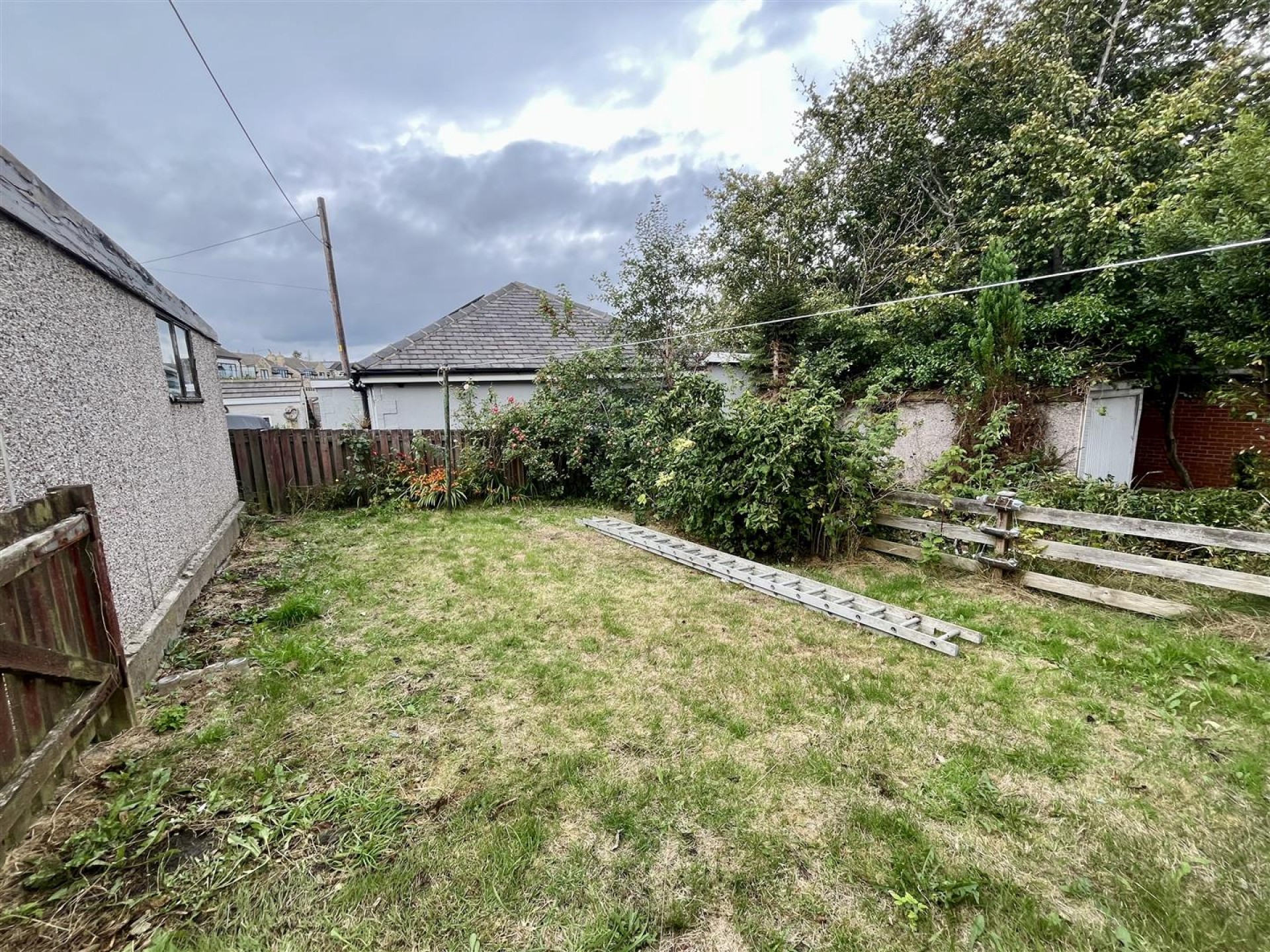 Images for Sunnyside, Sowood, Halifax