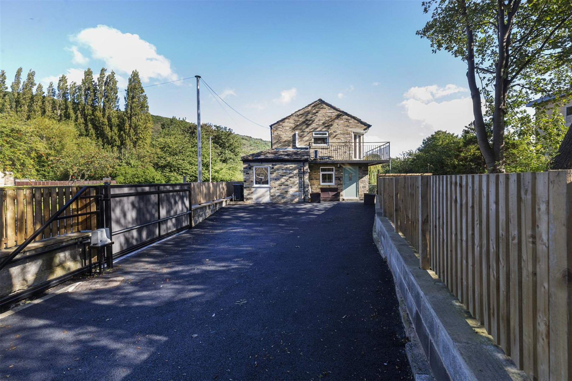 Images for Park Road, Elland