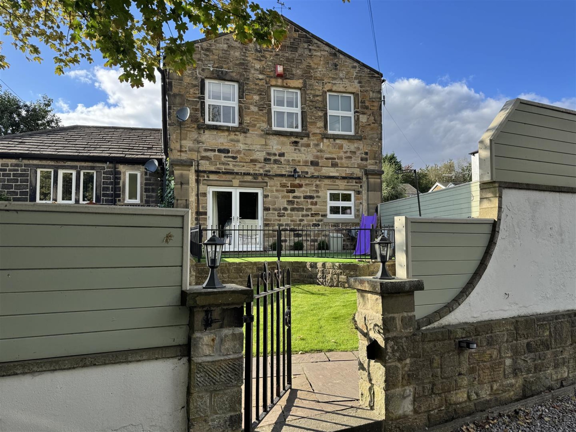 Images for Upper Lane, Little Gomersal, Cleckheaton
