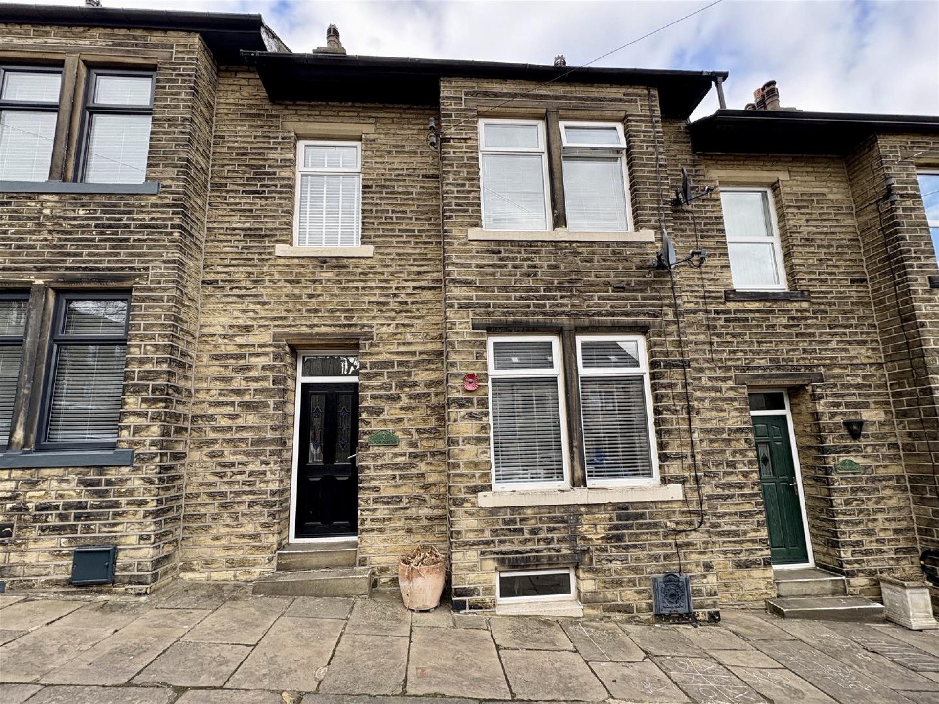 Images for North View, Holywell Green, Halifax