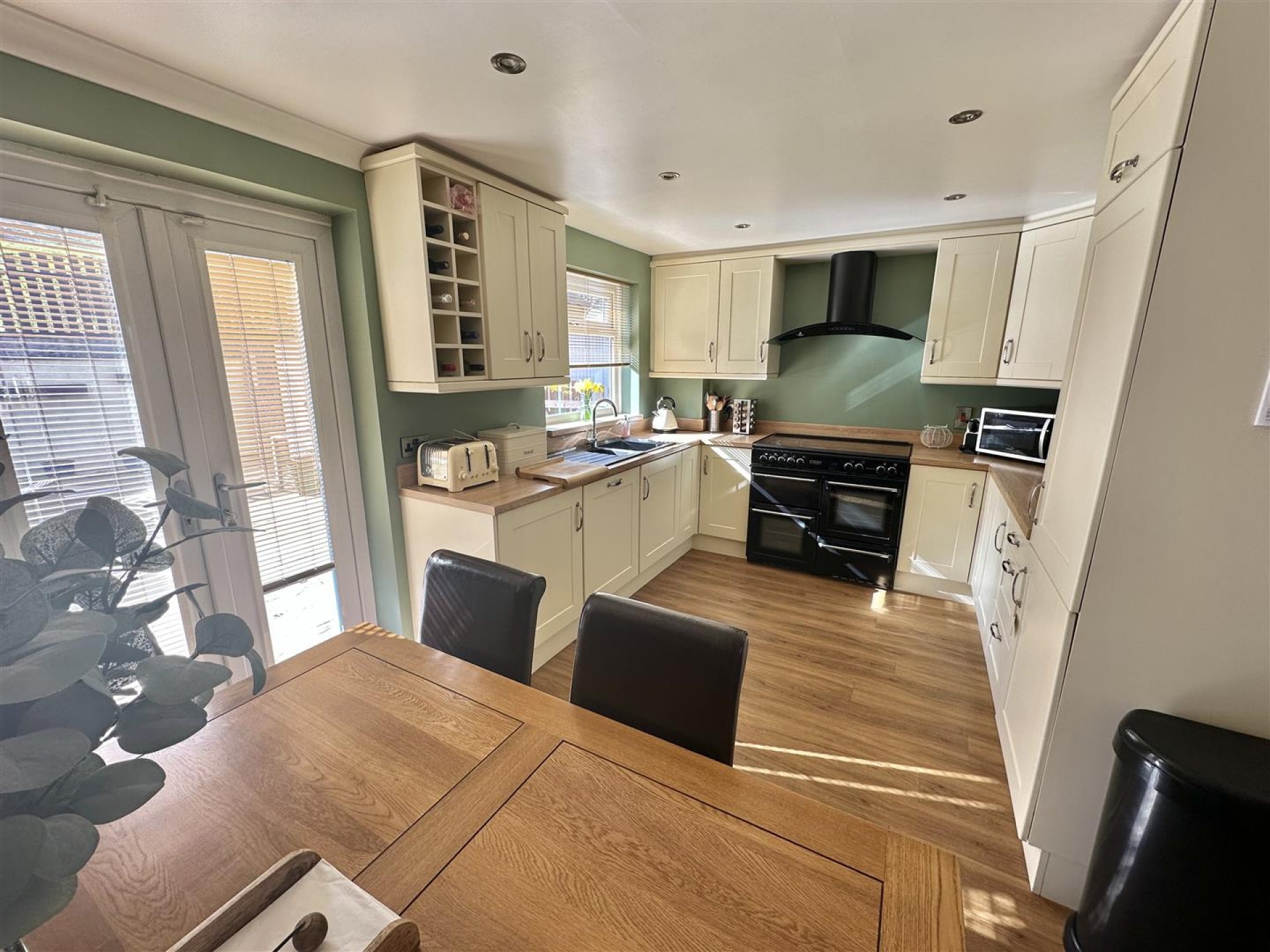 Images for Kings Lea, Liversedge