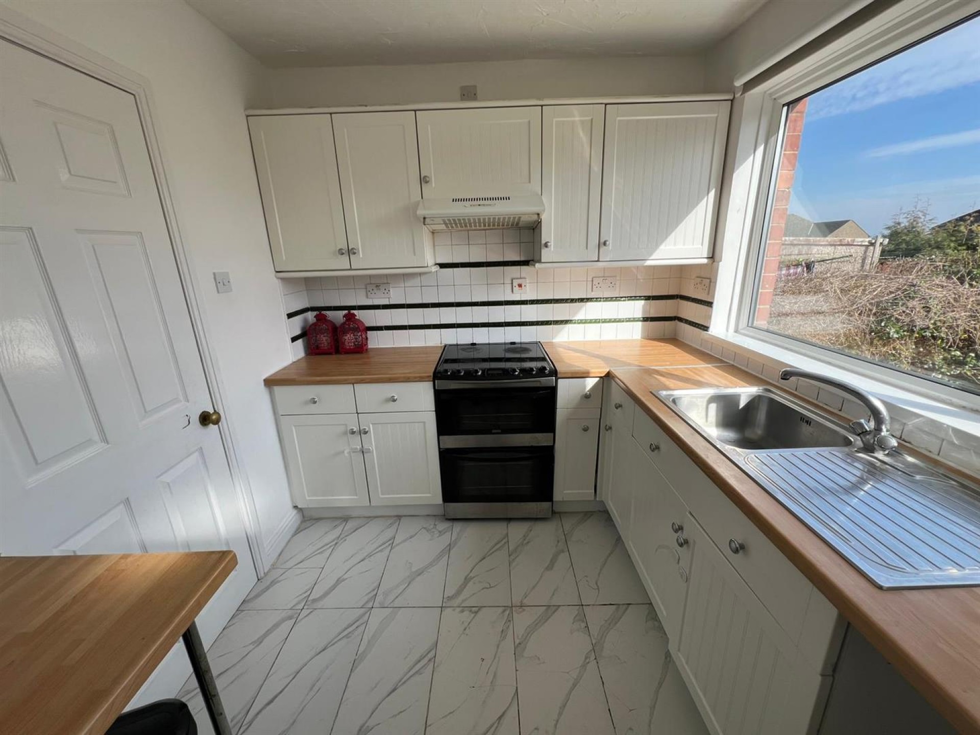 Images for Weatherhill Crescent, Huddersfield