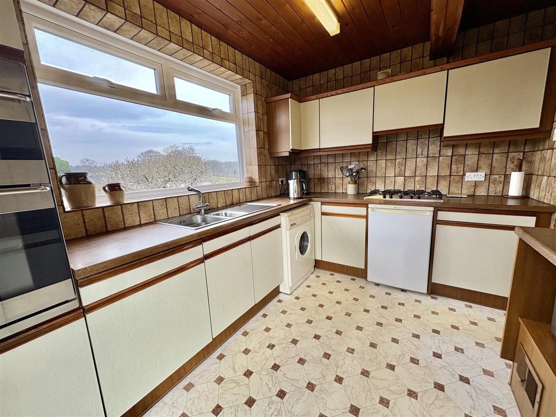 Images for Sefton Avenue, Brighouse