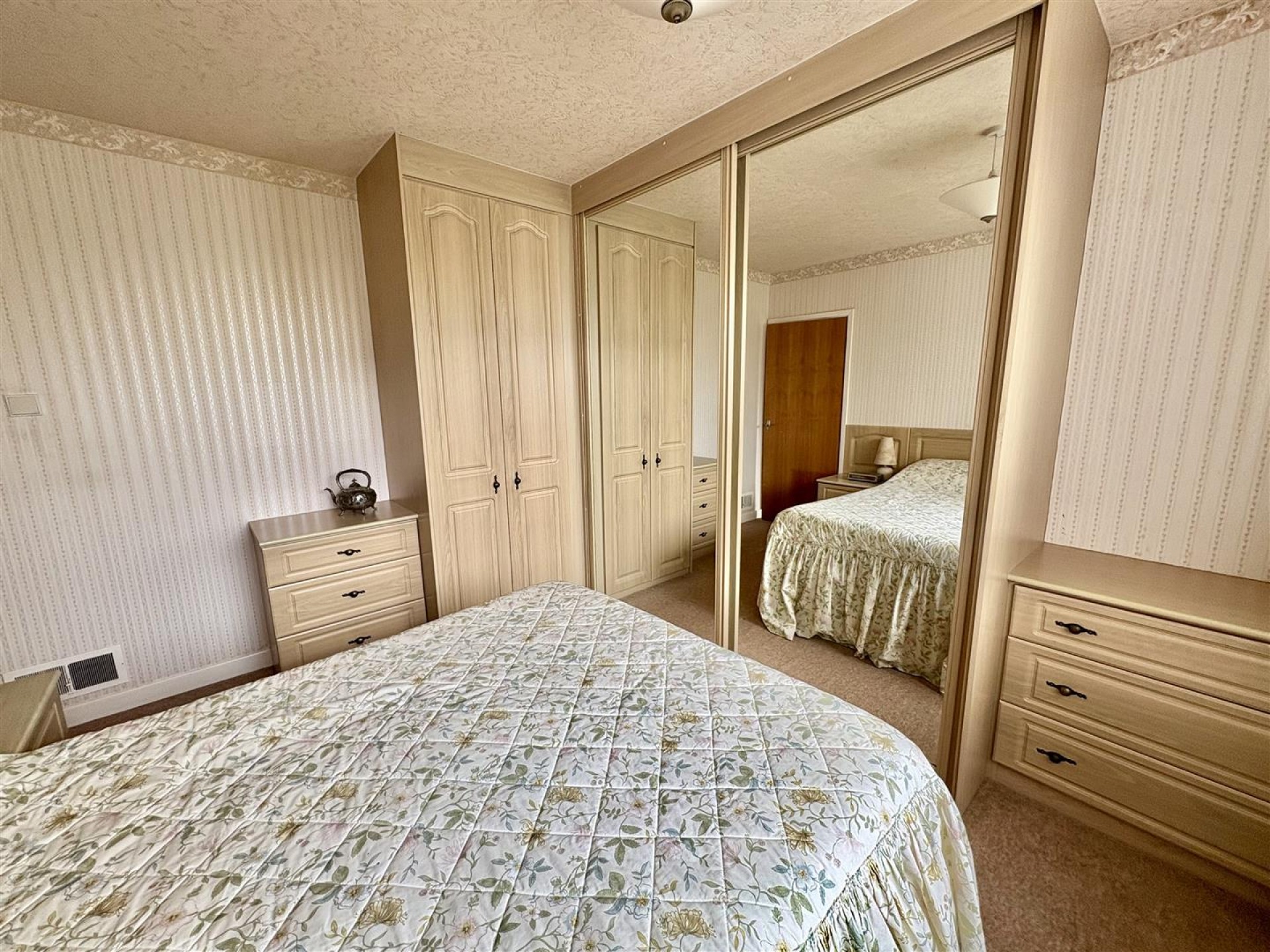 Images for Sefton Avenue, Brighouse