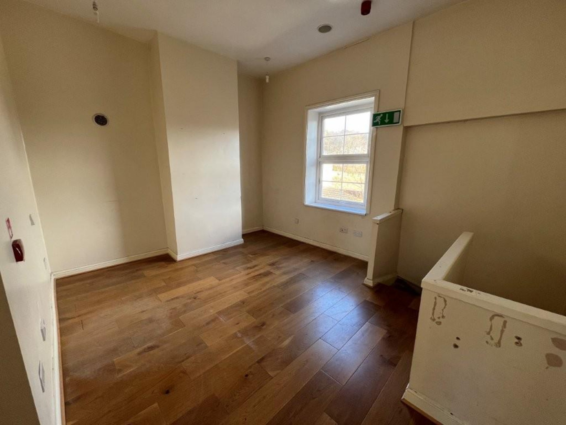 Images for 58 Market Street, Milnsbridge, Huddersfield