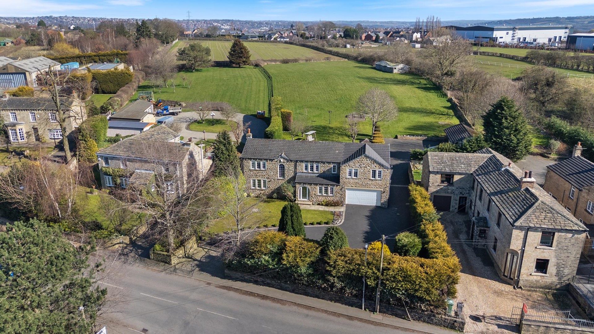 Images for Far Common Road, Mirfield