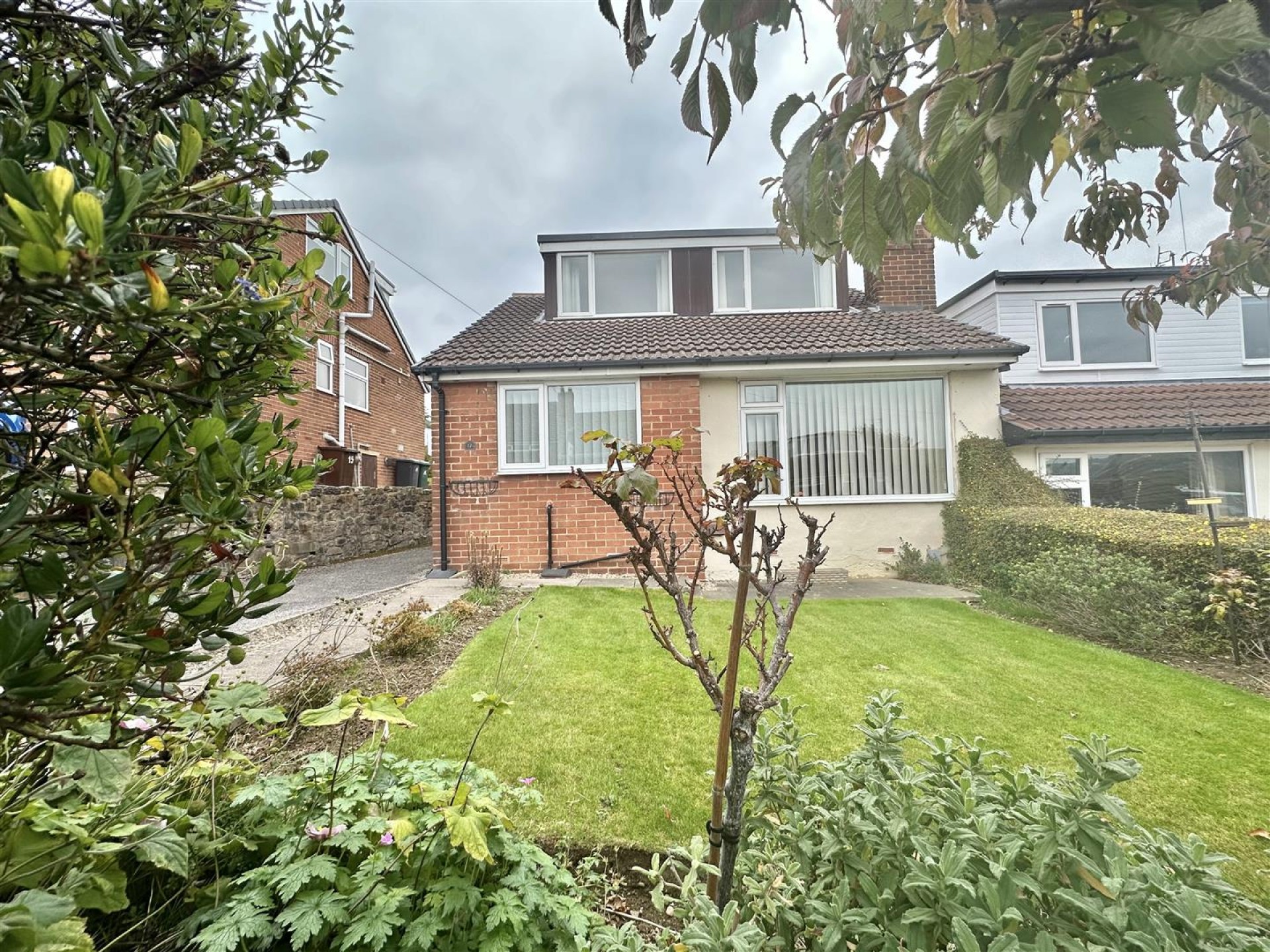 Images for Milton Drive, Liversedge