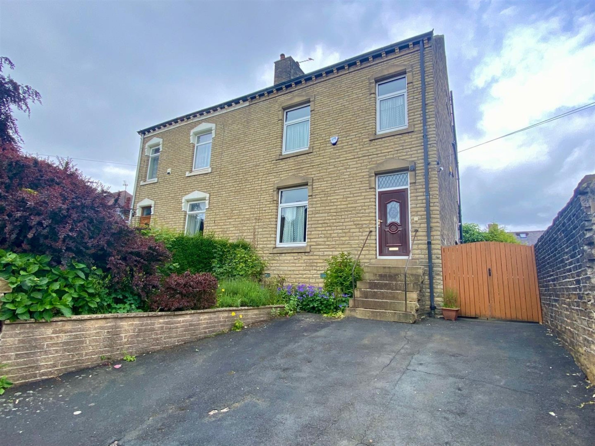 Images for Clifton Road, Huddersfield
