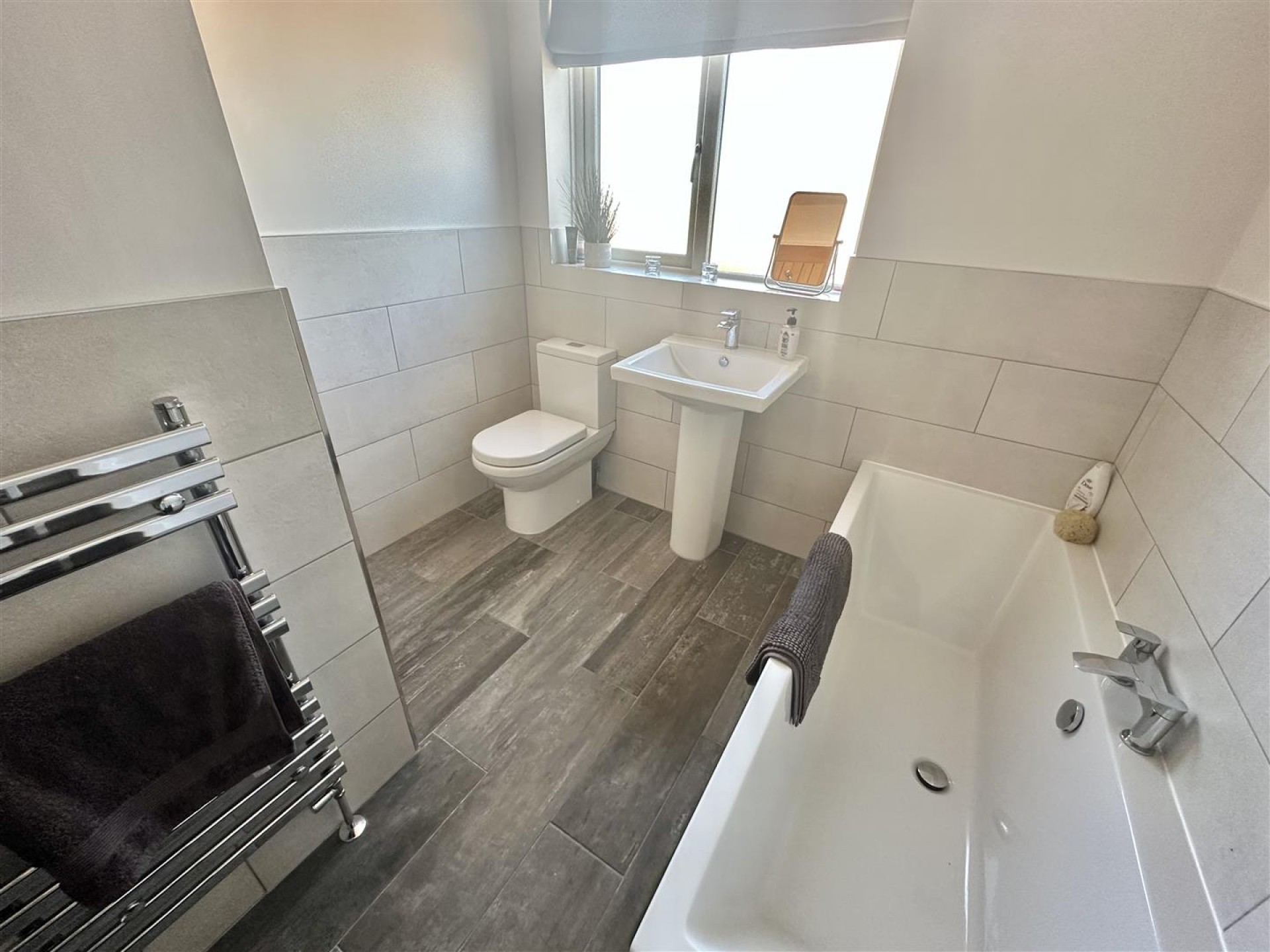 Images for Meadow Drive, Liversedge