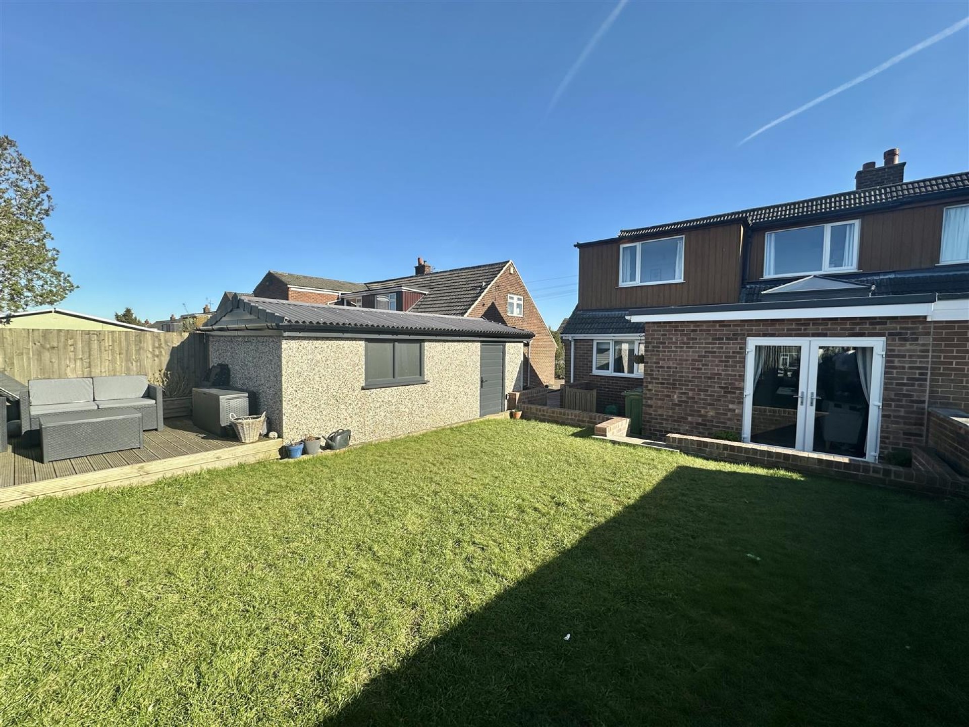 Images for Meadow Drive, Liversedge