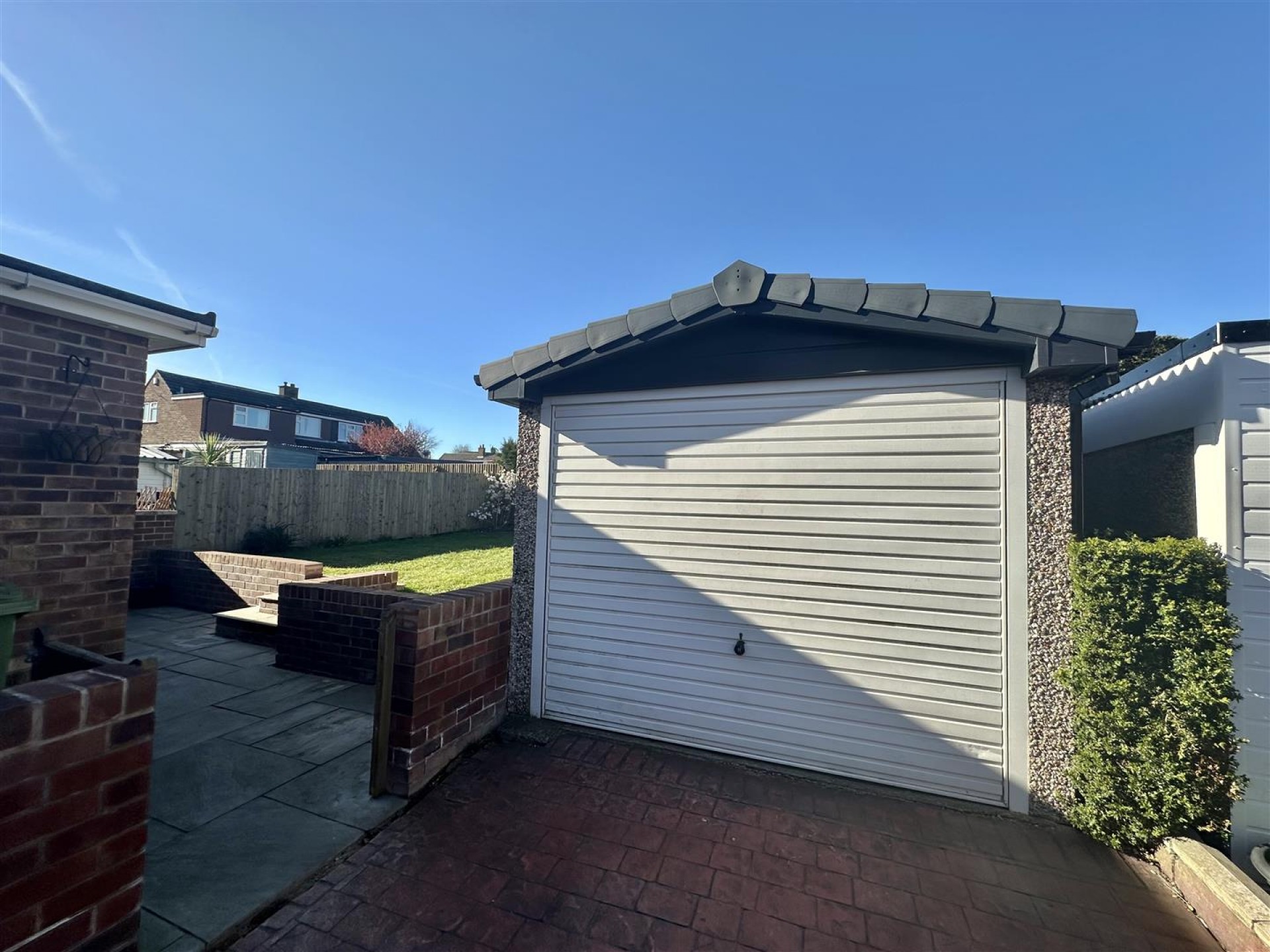 Images for Meadow Drive, Liversedge