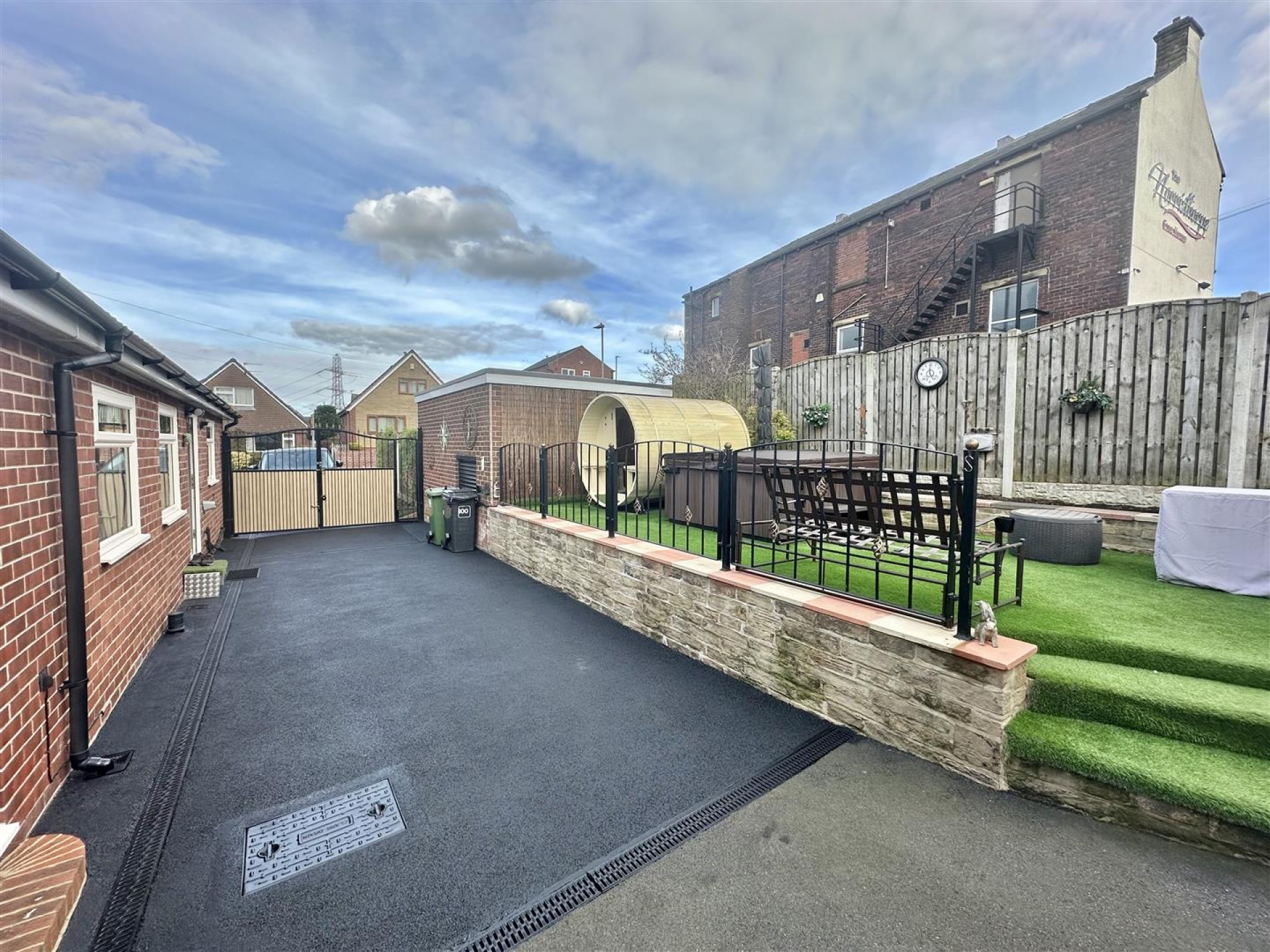 Images for Liversedge Hall Lane, Liversedge