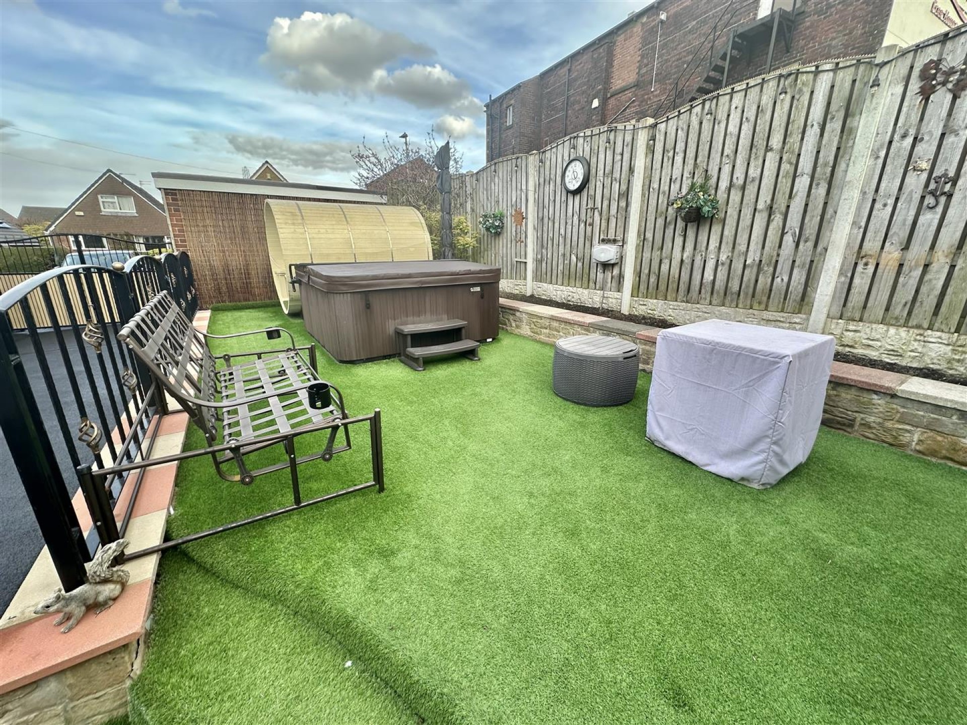 Images for Liversedge Hall Lane, Liversedge