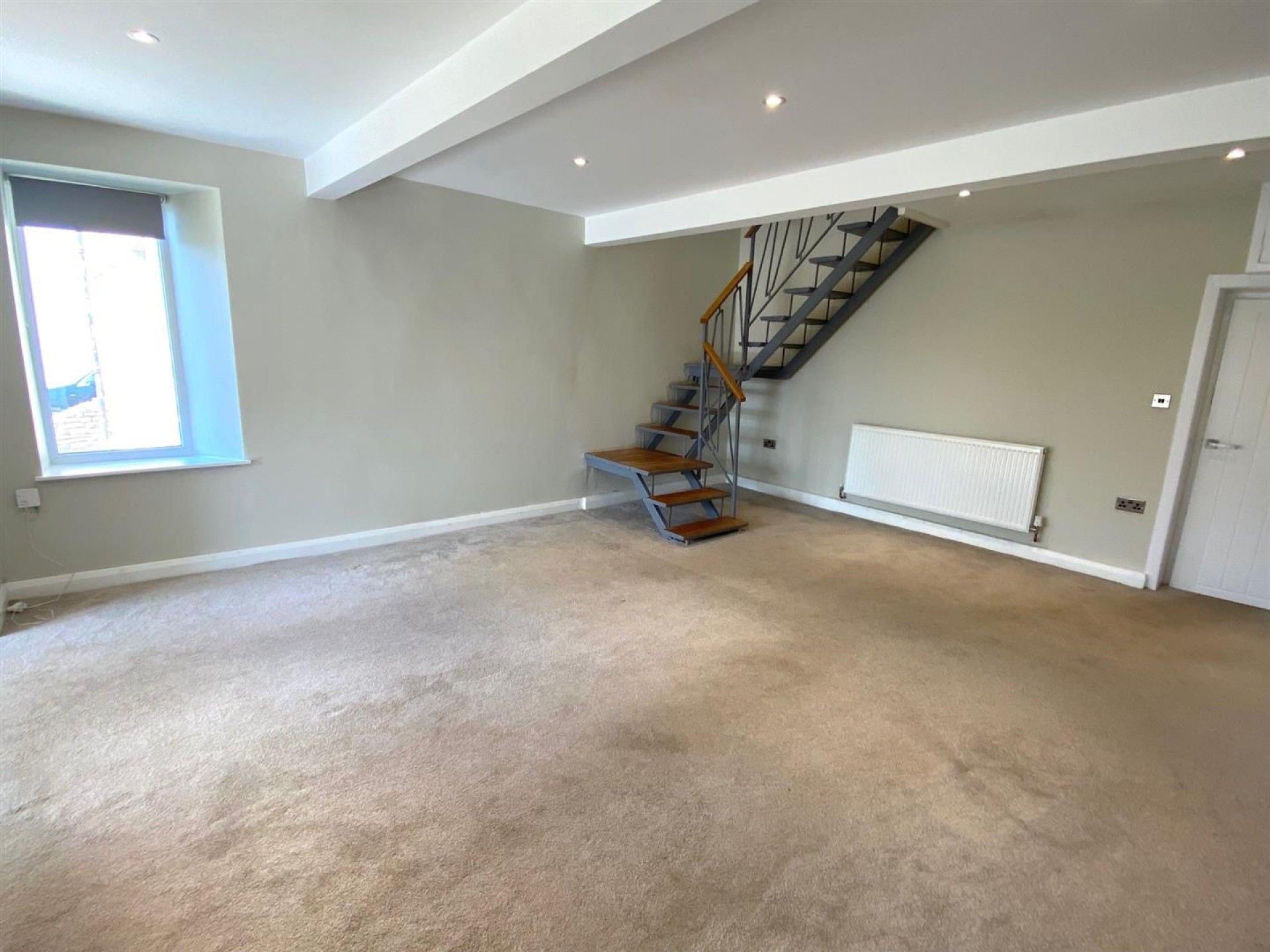 Images for Hall Lane, Kirkburton, Huddersfield