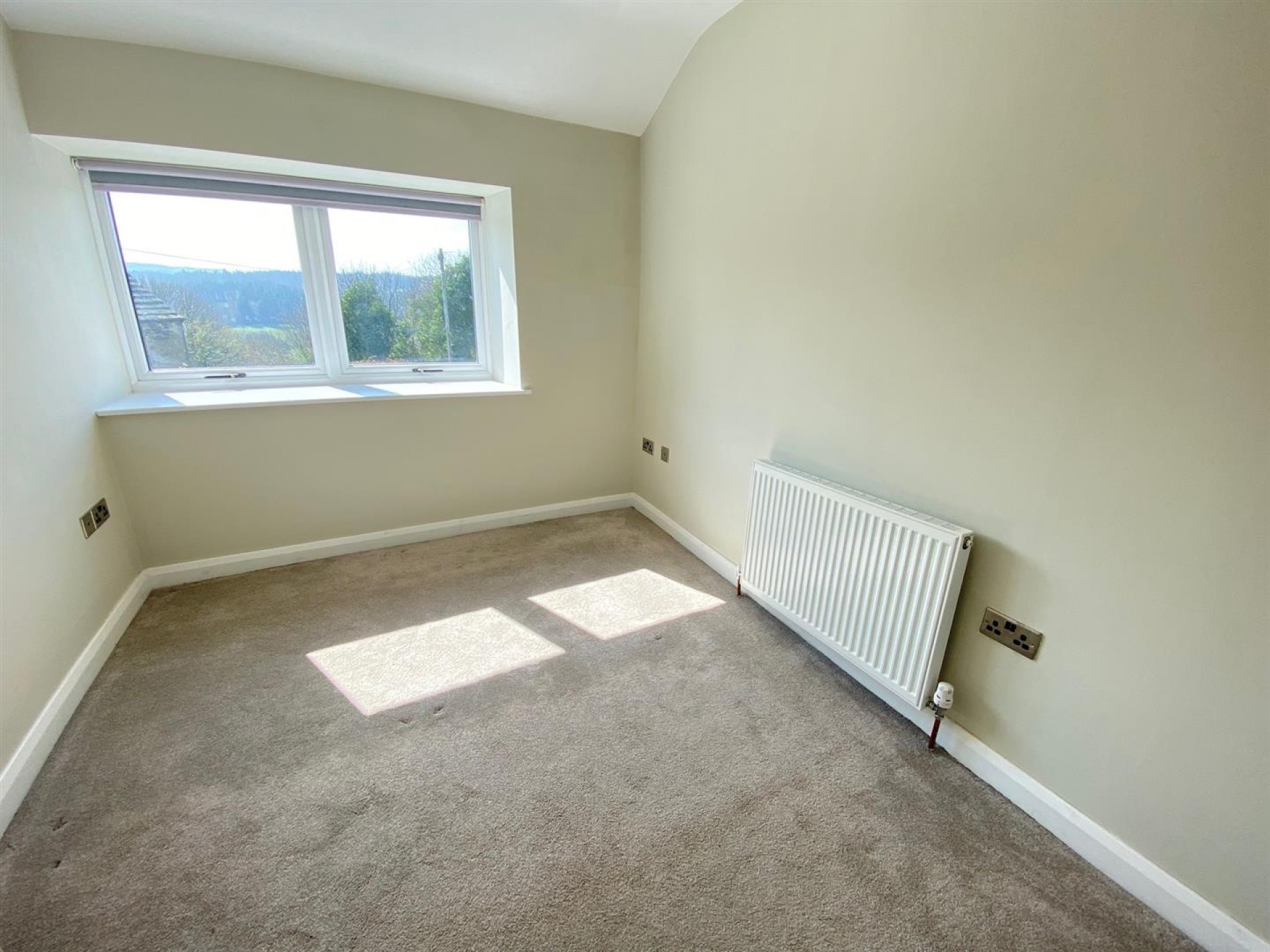 Images for Hall Lane, Kirkburton, Huddersfield