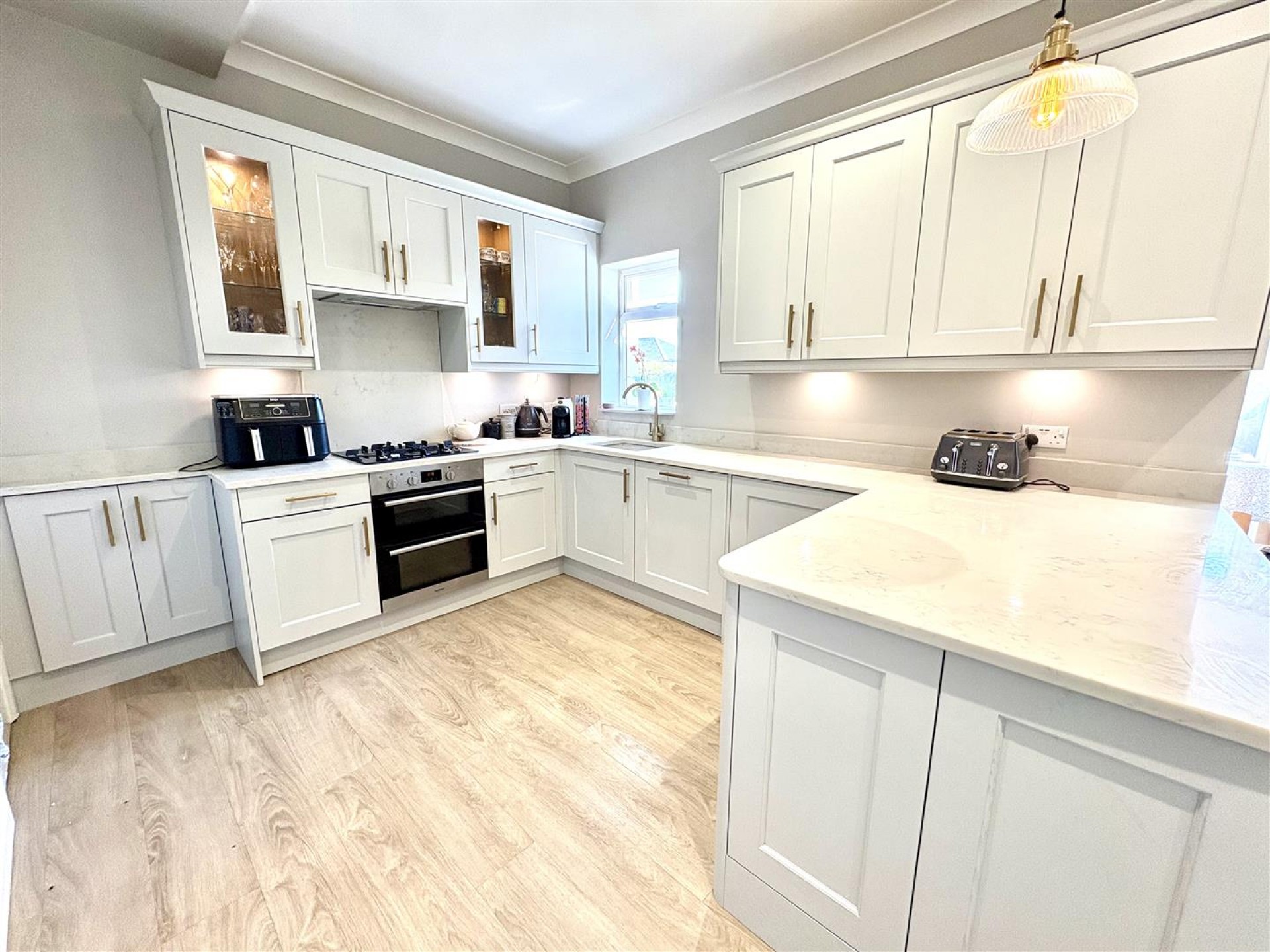 Images for Woodhouse Lane, Brighouse