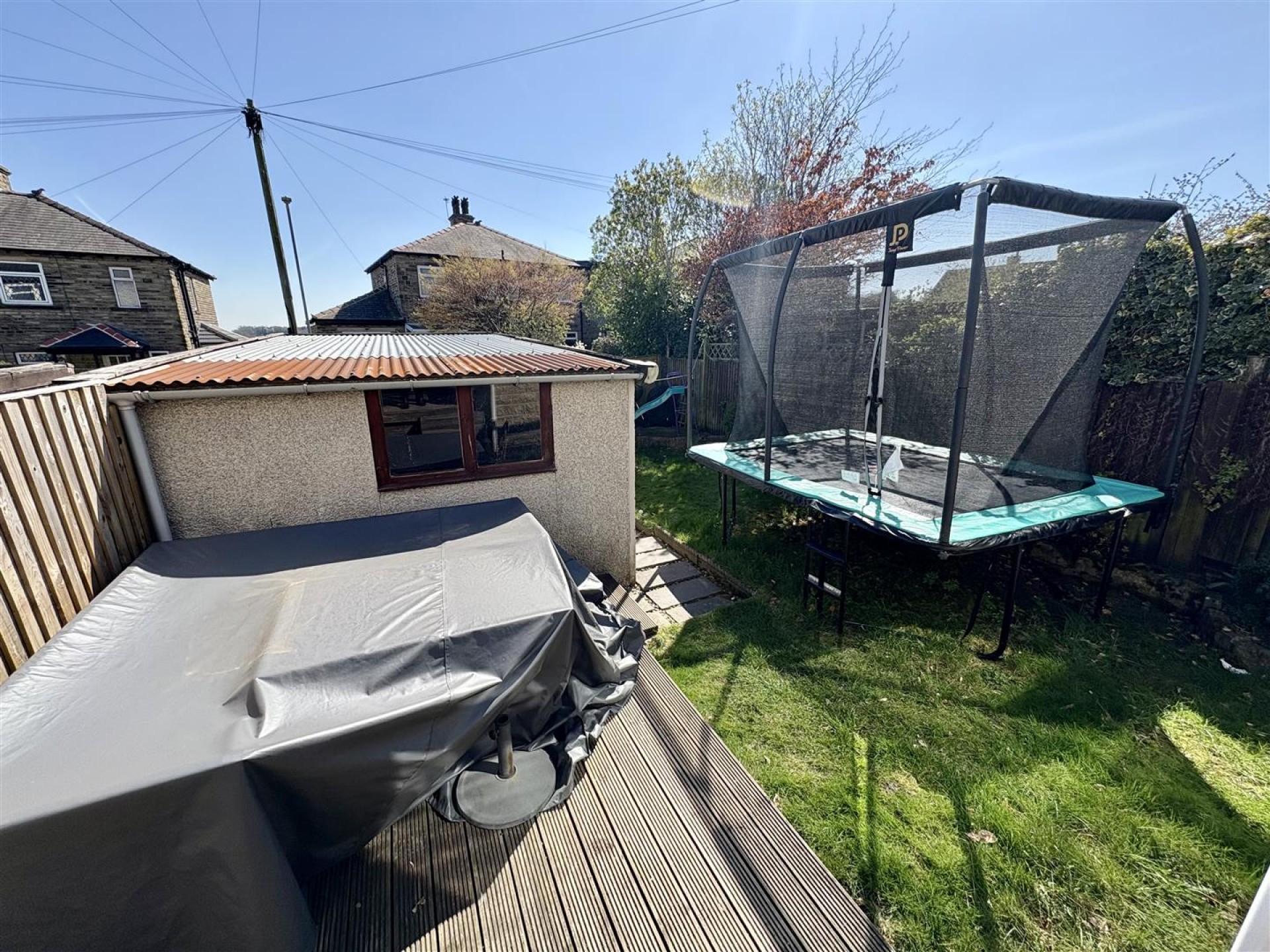Images for Woodhouse Lane, Brighouse